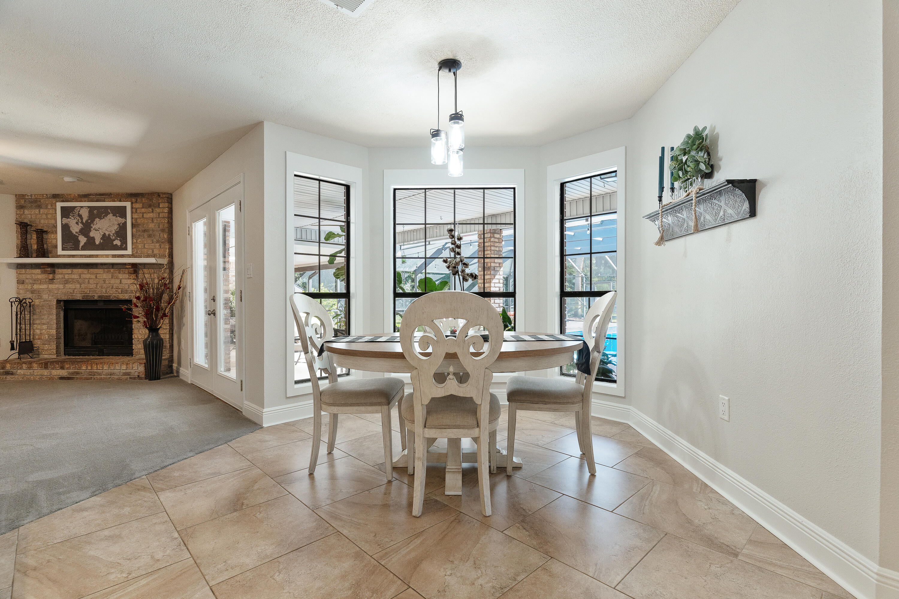 HOLLEY BY THE SEA - Residential