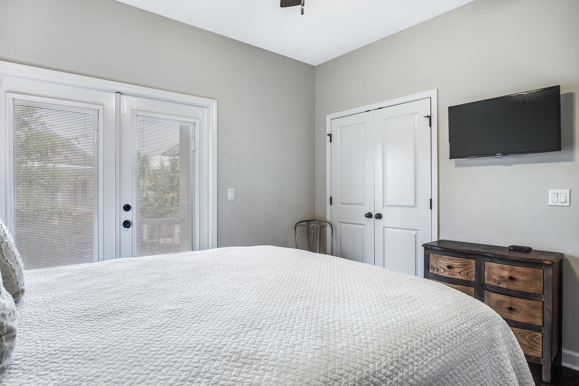 VILLAGES OF CRYSTAL BEACH - Residential