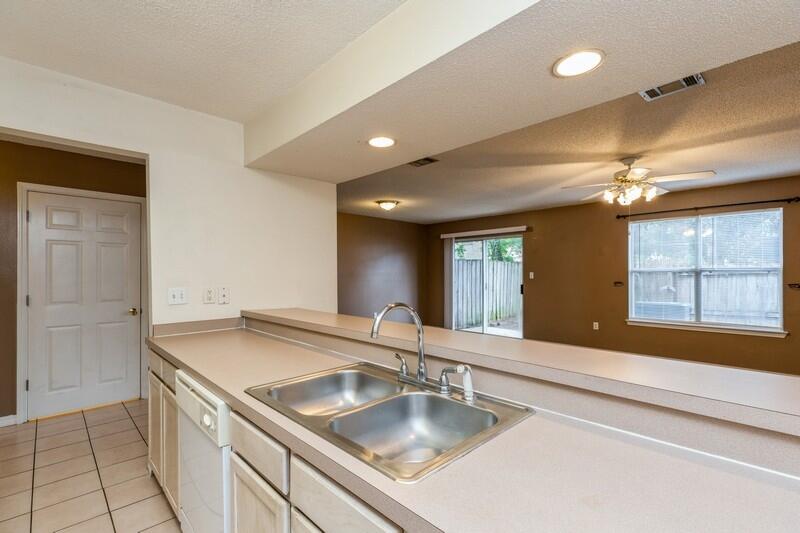 FOREST OAKS PH 3 - Residential