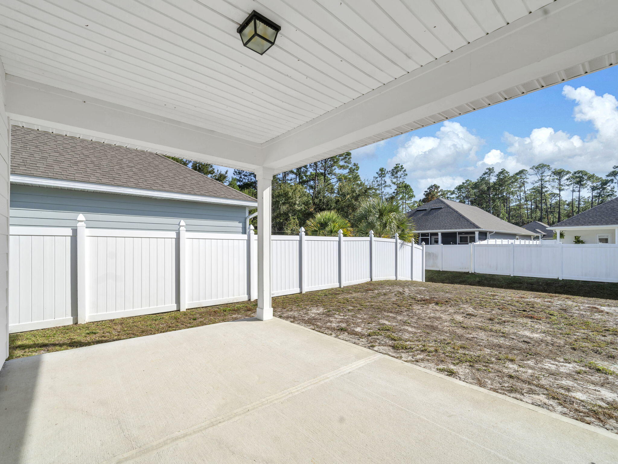 STONEGATE - Residential