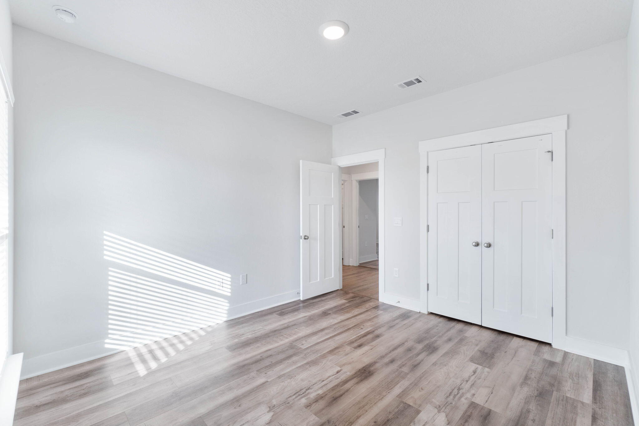 SHOAL RIVER LANDING PHASE 1 - Residential Lease