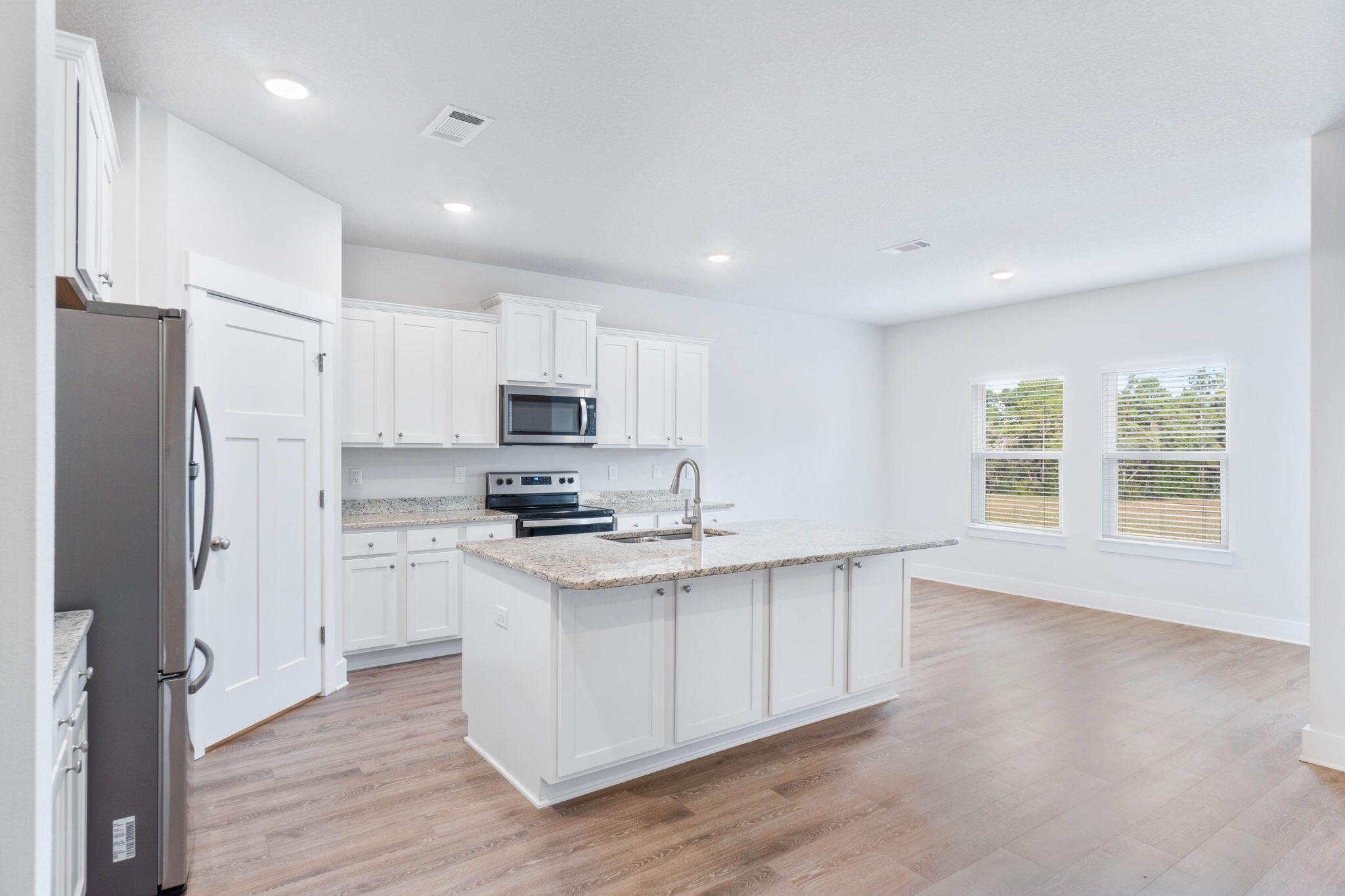 SHOAL RIVER LANDING PHASE 1 - Residential Lease