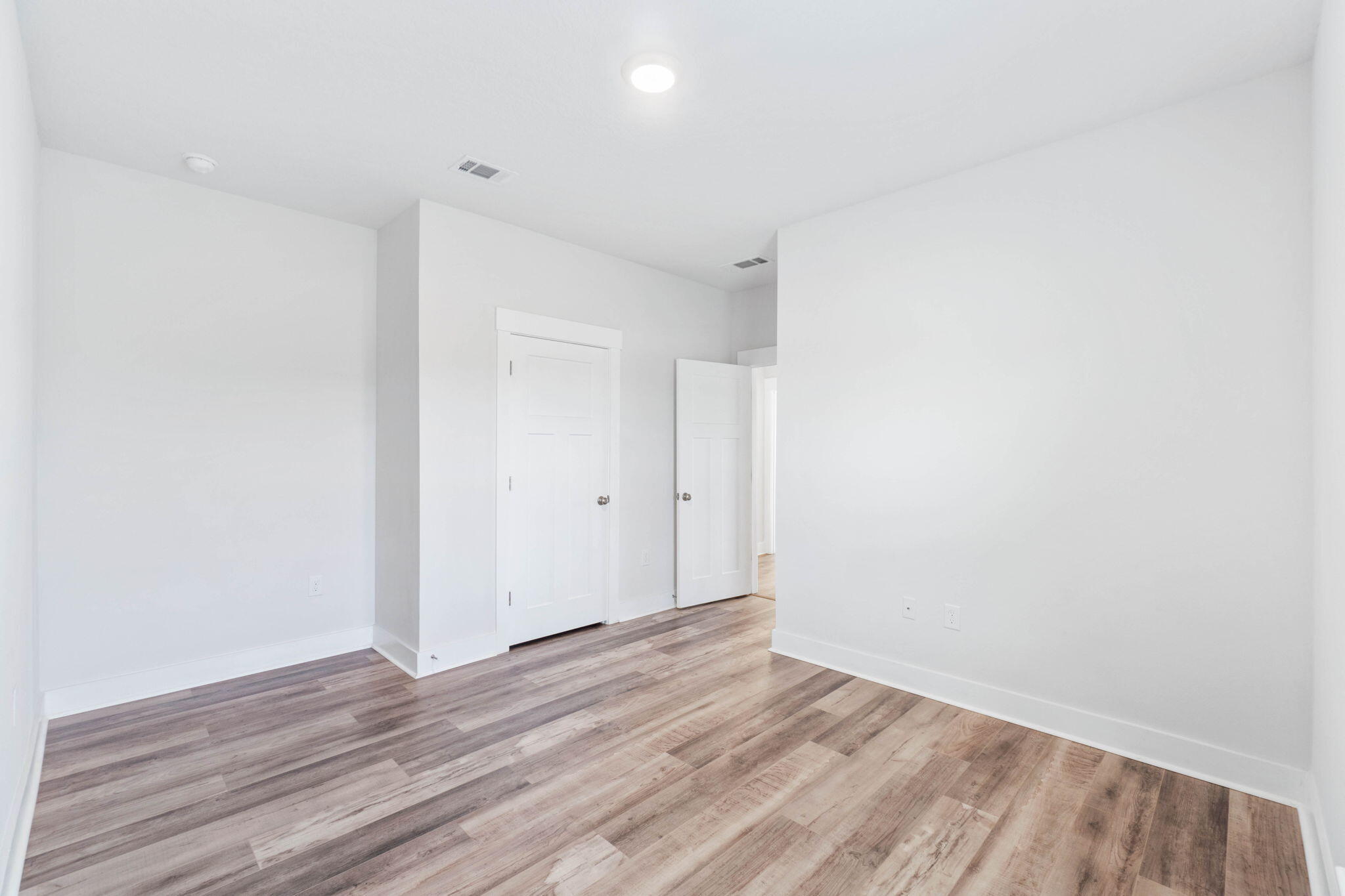 SHOAL RIVER LANDING PHASE 1 - Residential Lease