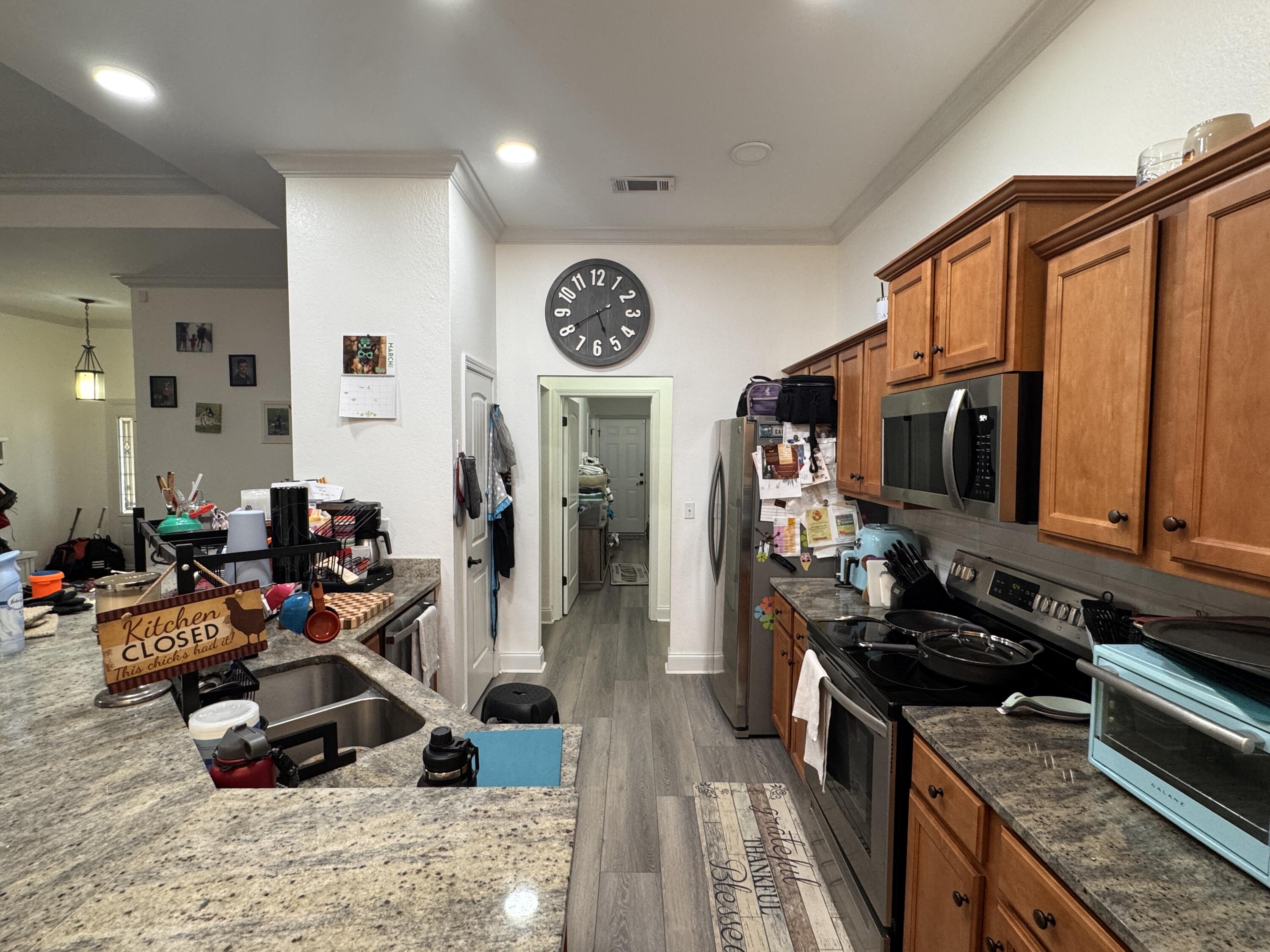 DUGGAN POND ESTATES - Residential Lease