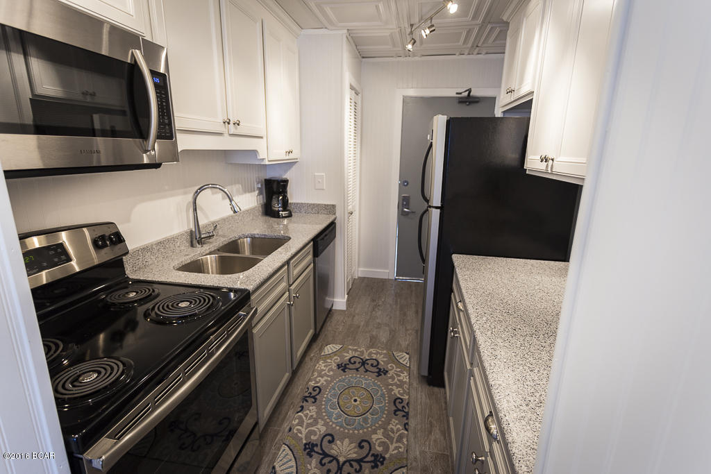 CONTINENTAL CONDO - Residential