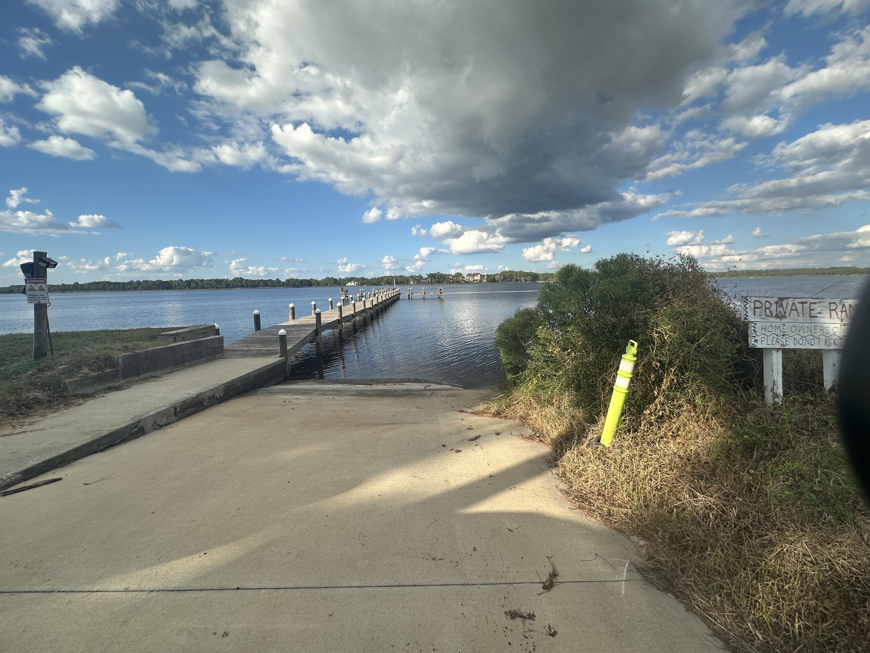 PIRATES COVE INLET CONDO - Residential