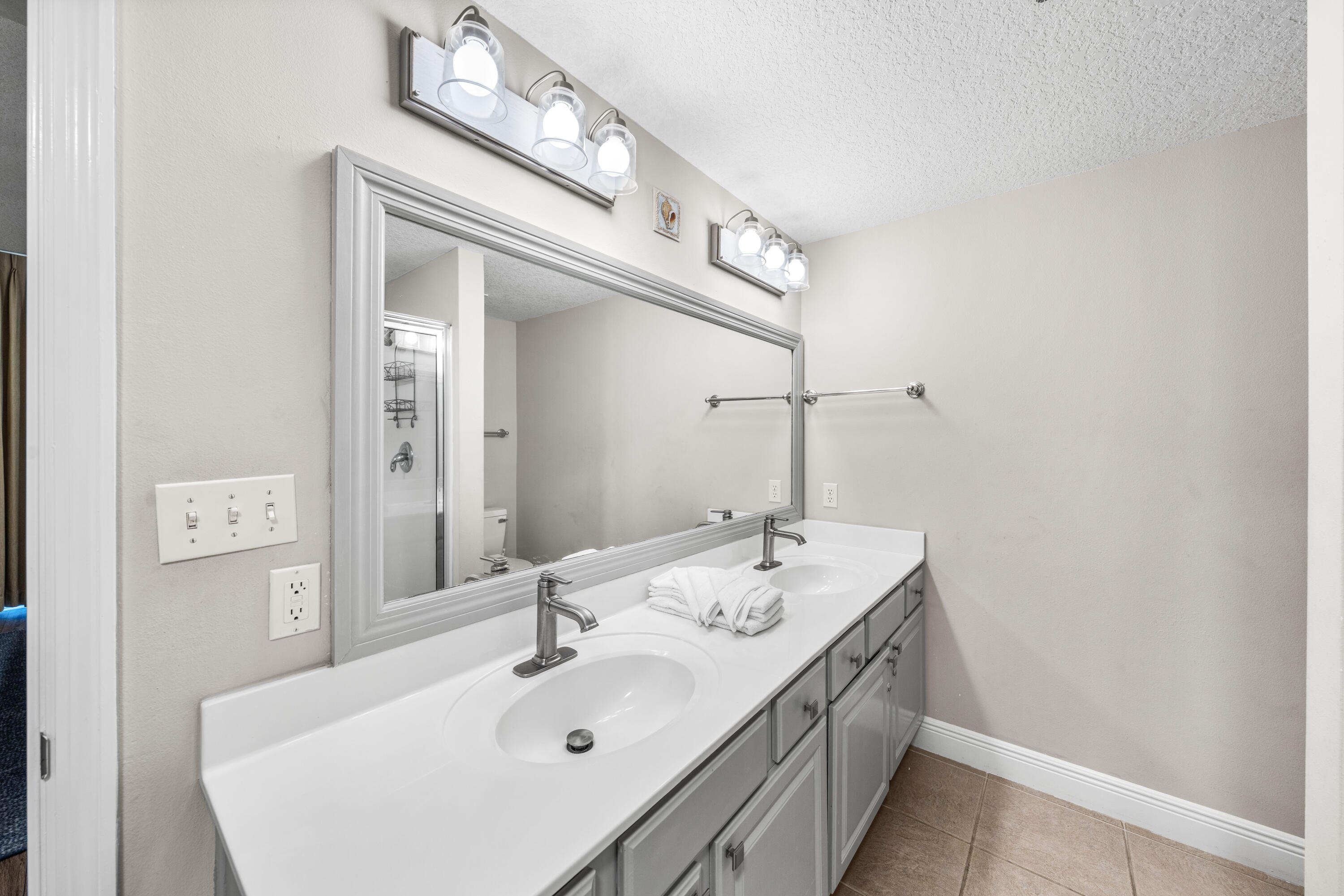 ARIEL DUNES - Residential