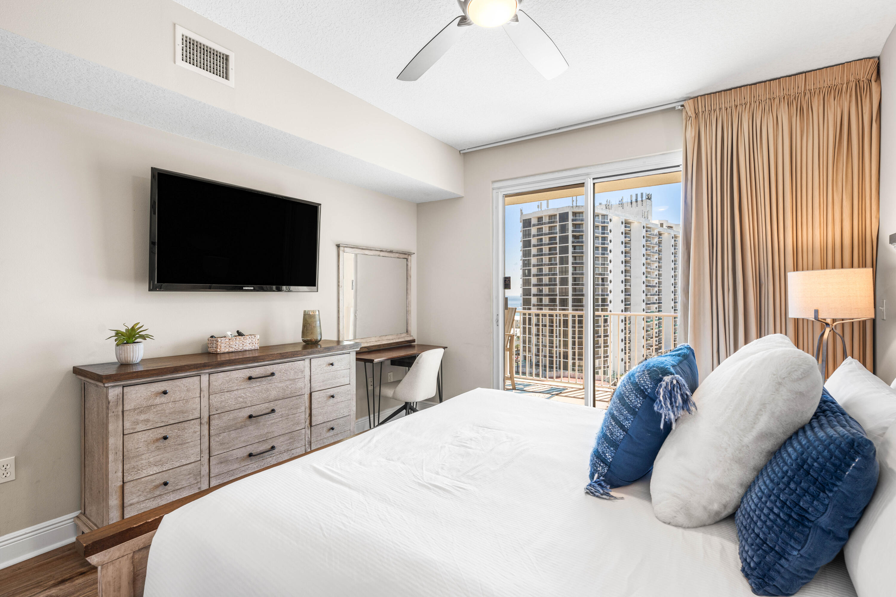 ARIEL DUNES - Residential