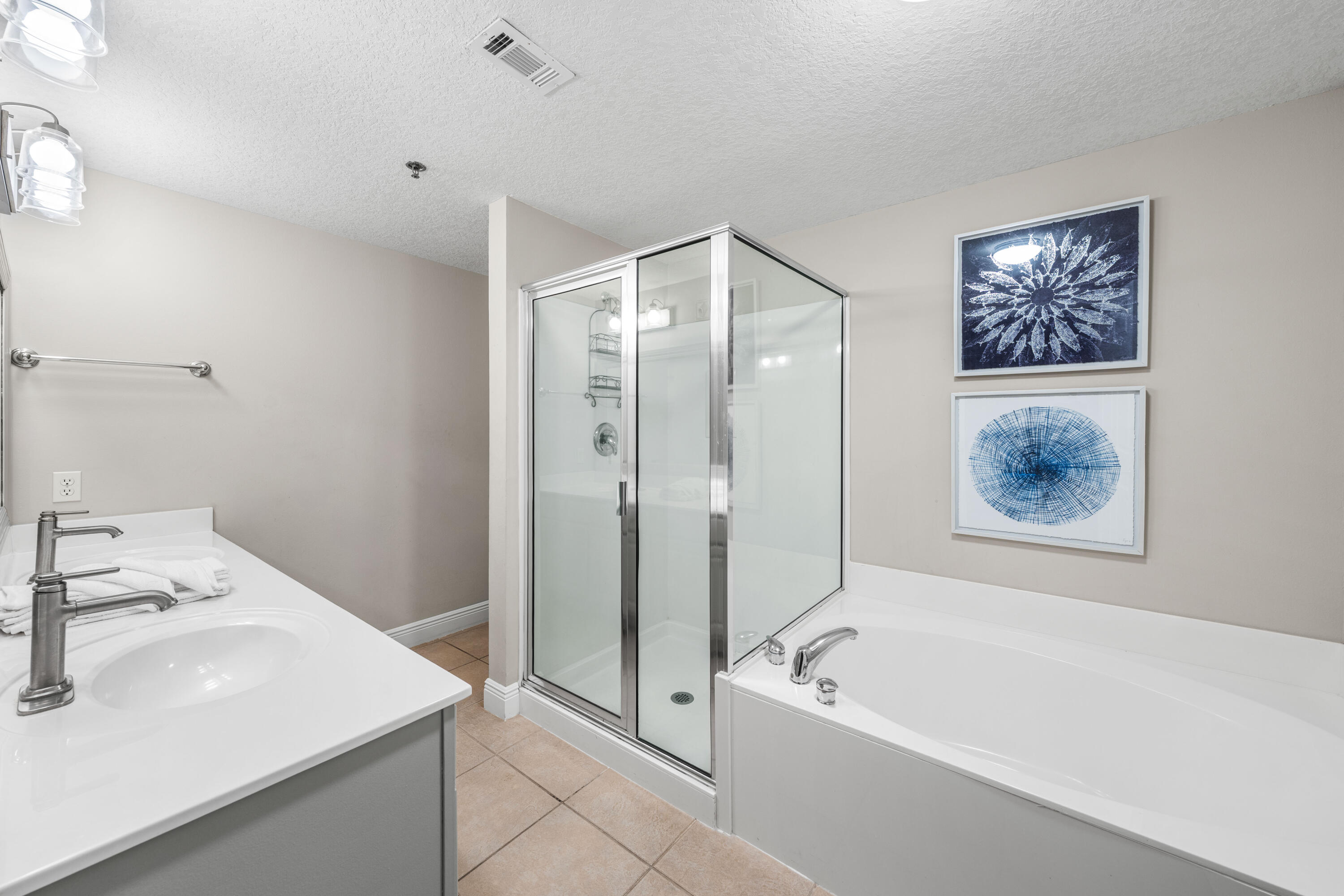 ARIEL DUNES - Residential