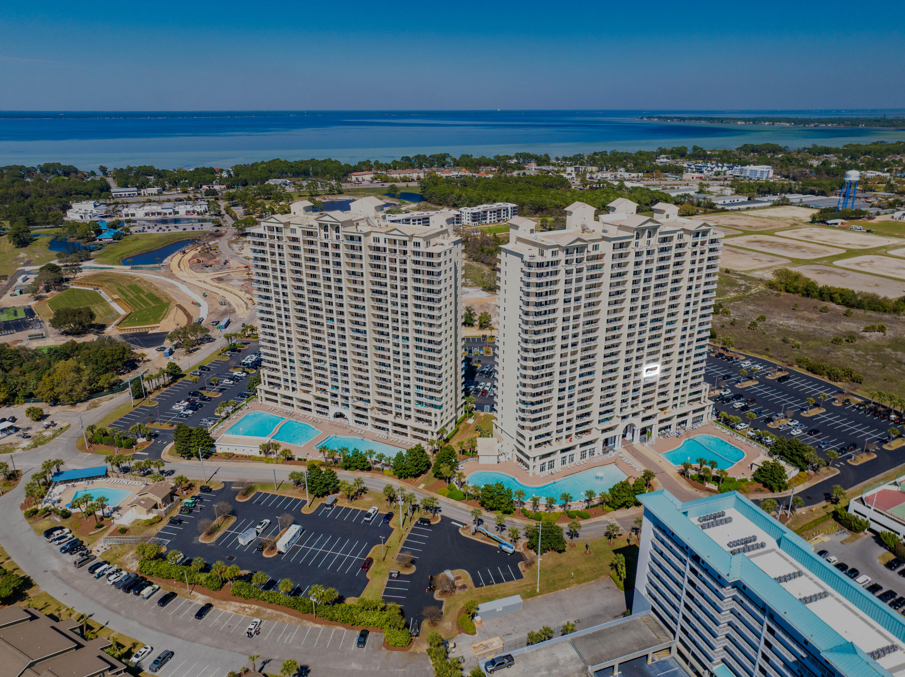 ARIEL DUNES - Residential