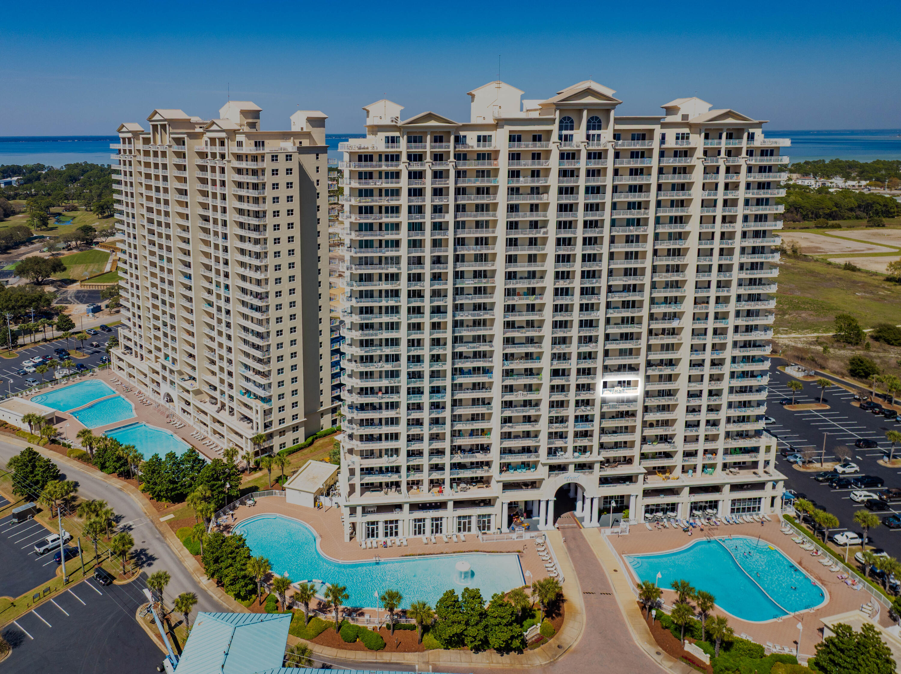 ARIEL DUNES - Residential