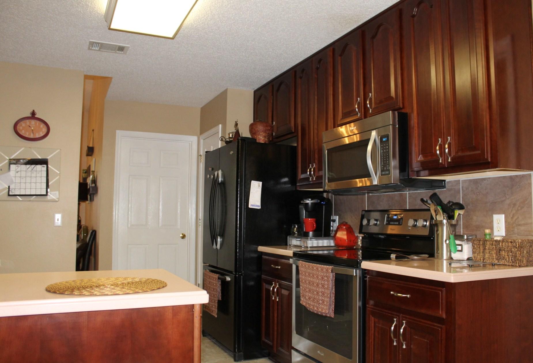 ROYAL OAKS S/D - Residential