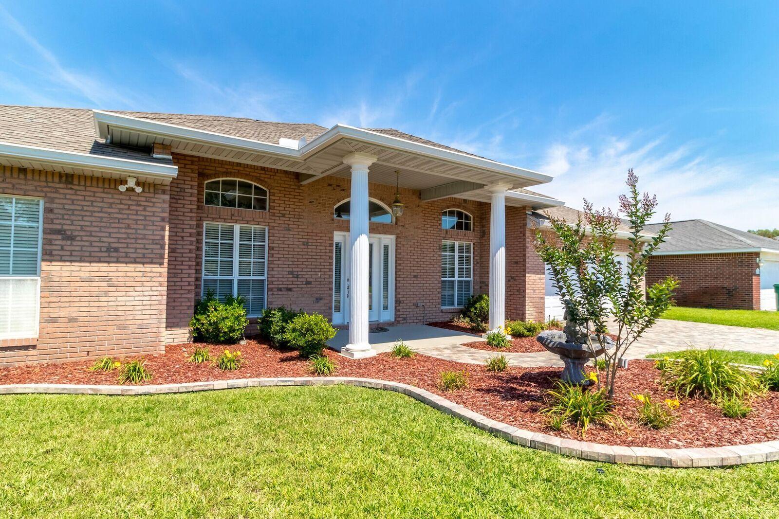 RAINTREE ESTATES - Residential