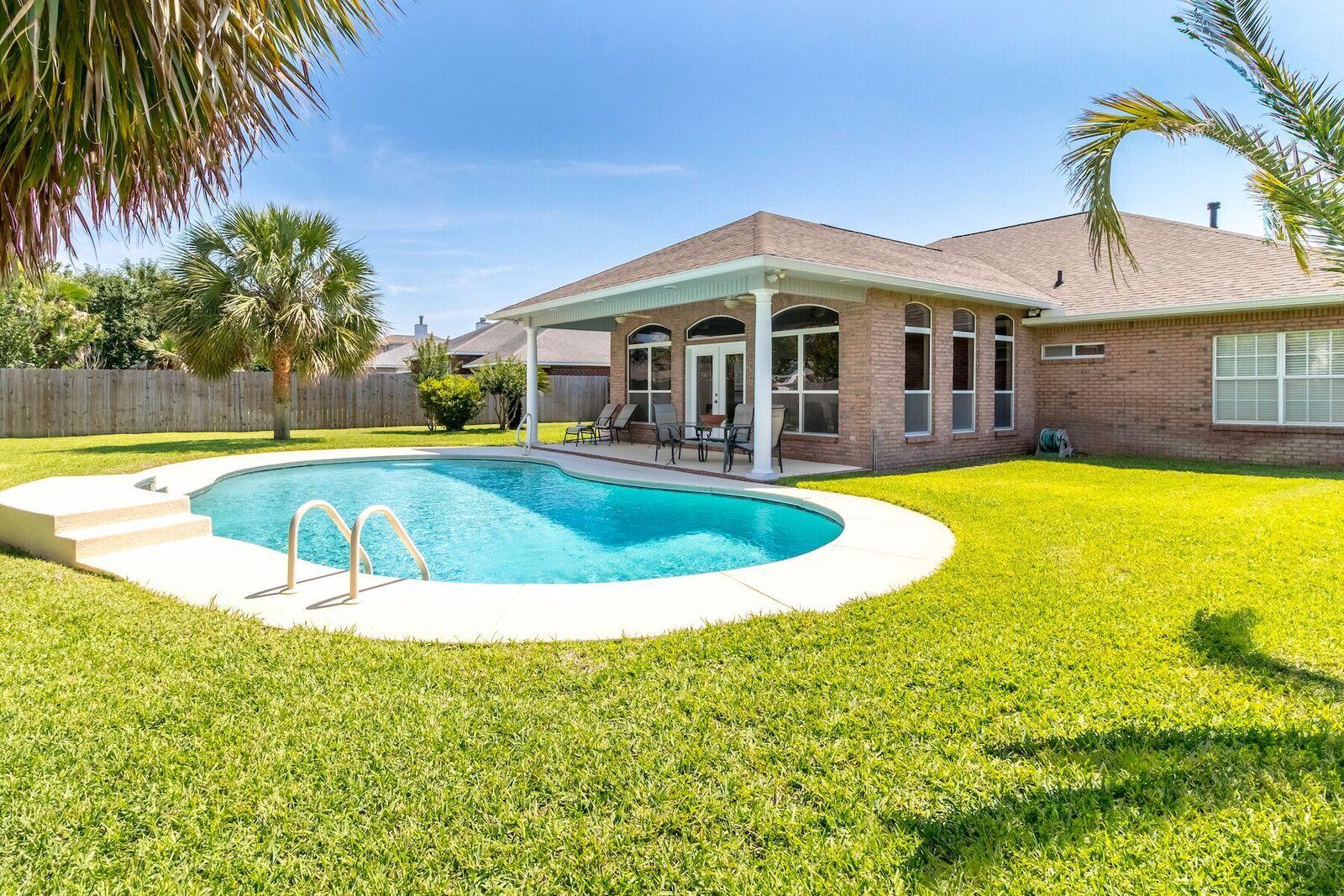 RAINTREE ESTATES - Residential