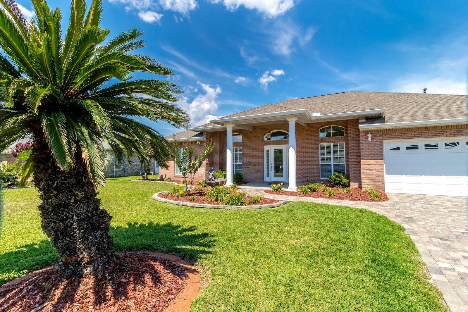 RAINTREE ESTATES - Residential