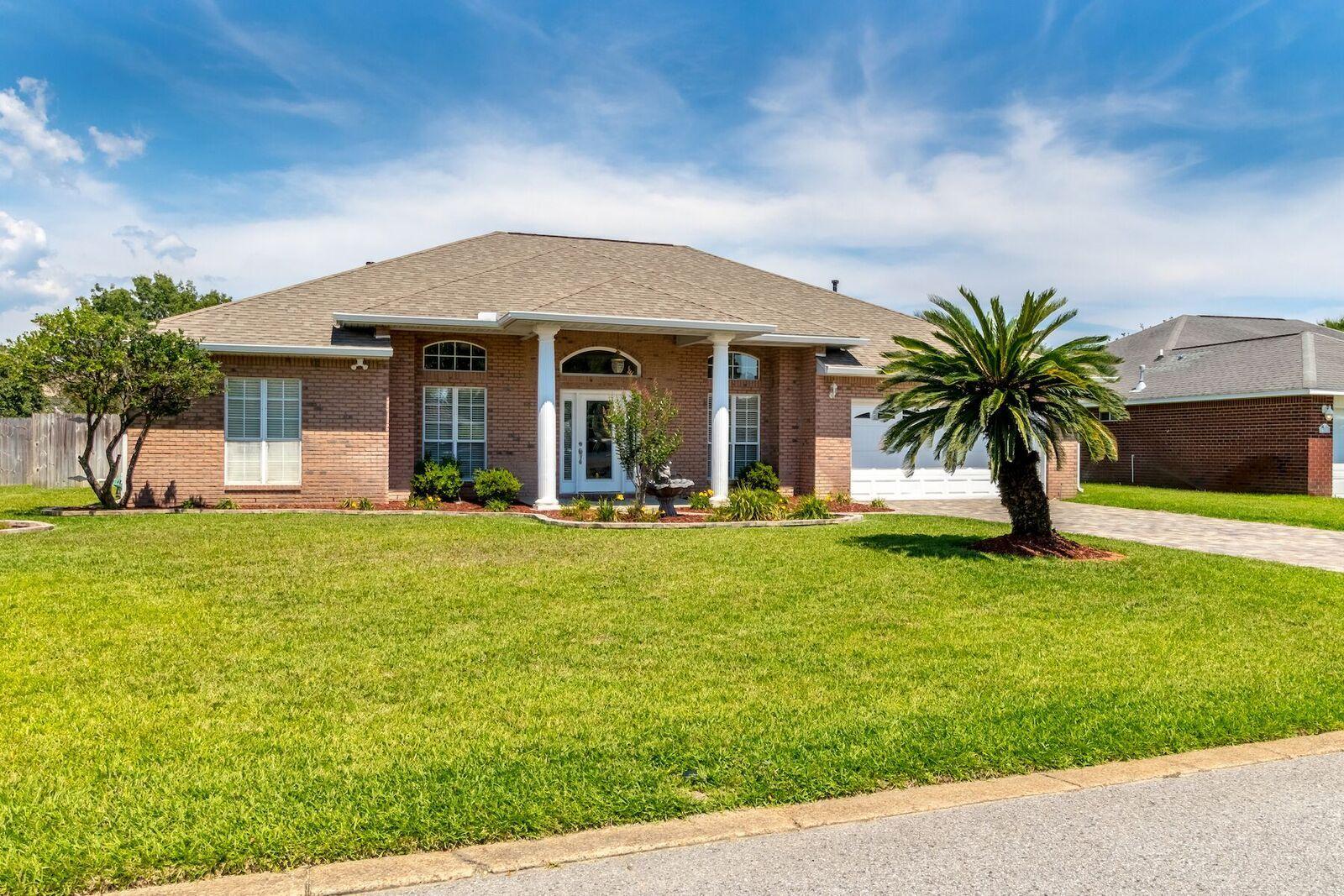 RAINTREE ESTATES - Residential