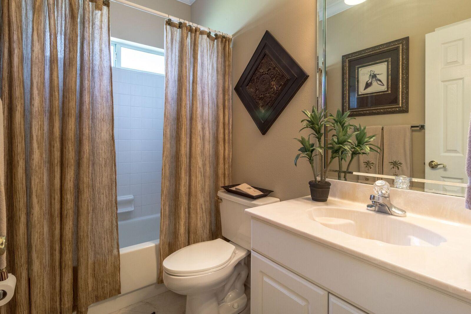 RAINTREE ESTATES - Residential