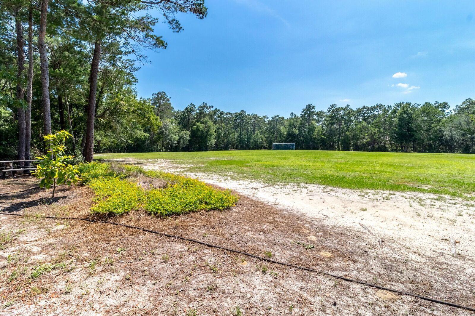 RAINTREE ESTATES - Residential