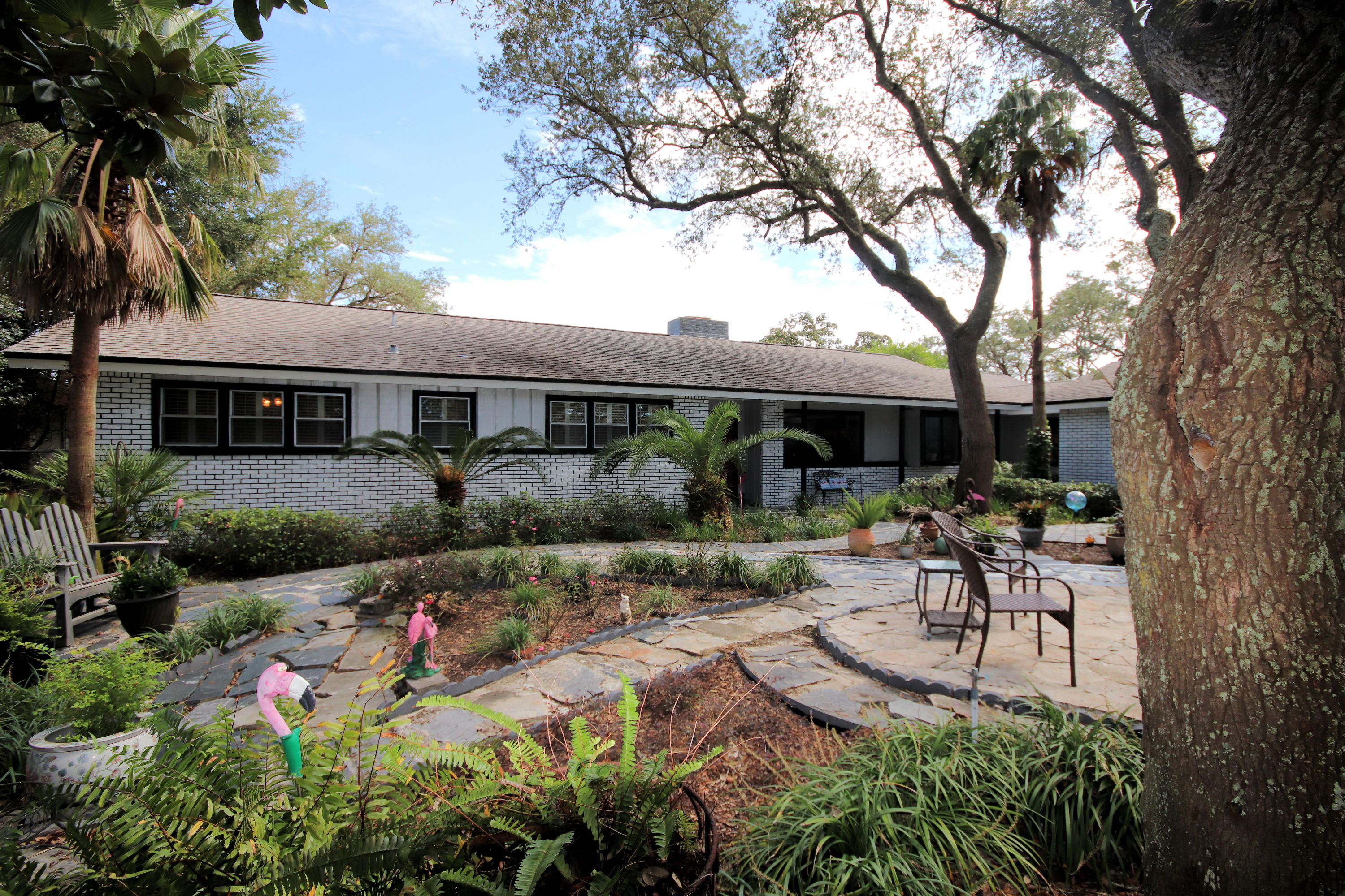 LAKE LORRAINE ESTATES - Residential