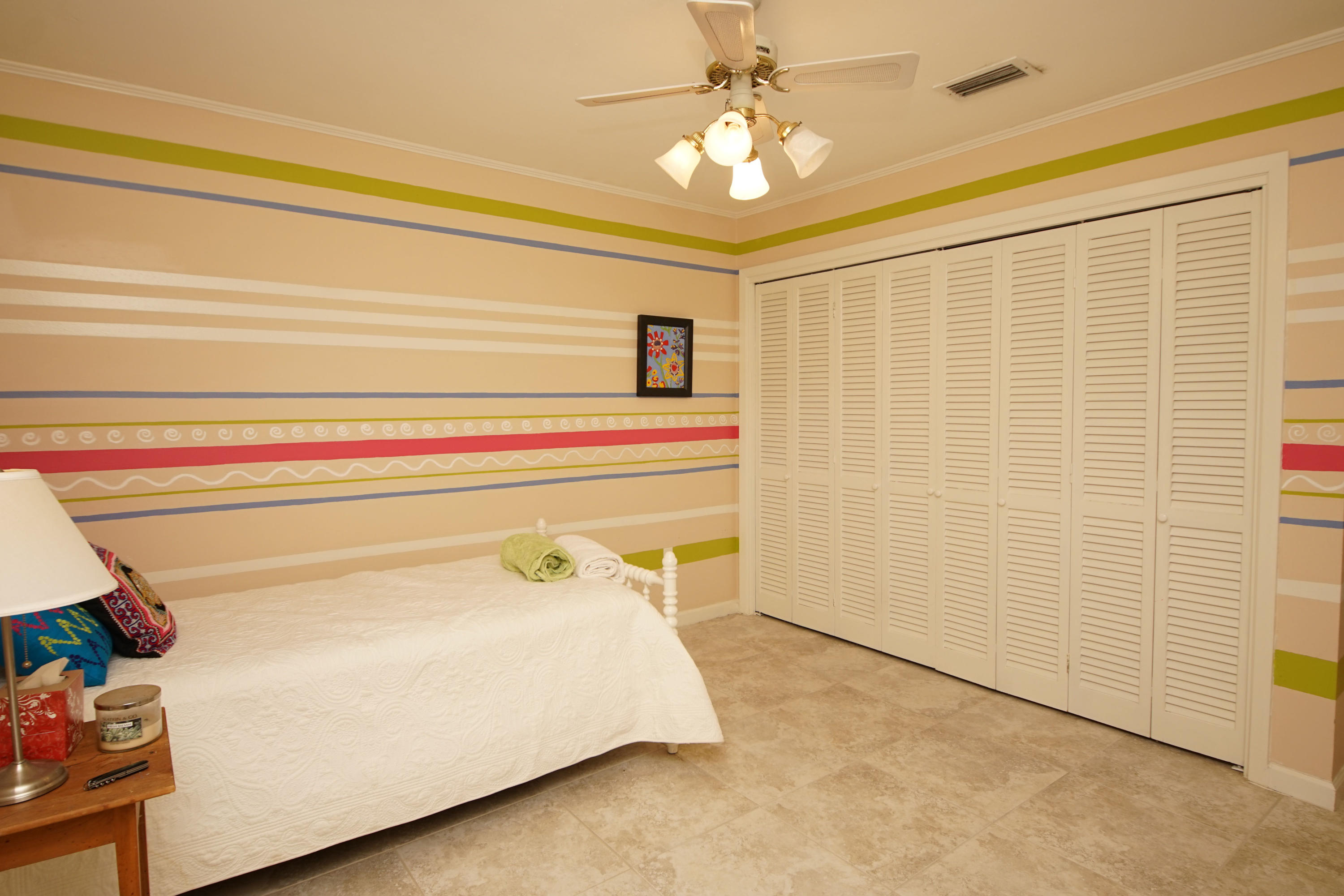 LAKE LORRAINE ESTATES - Residential