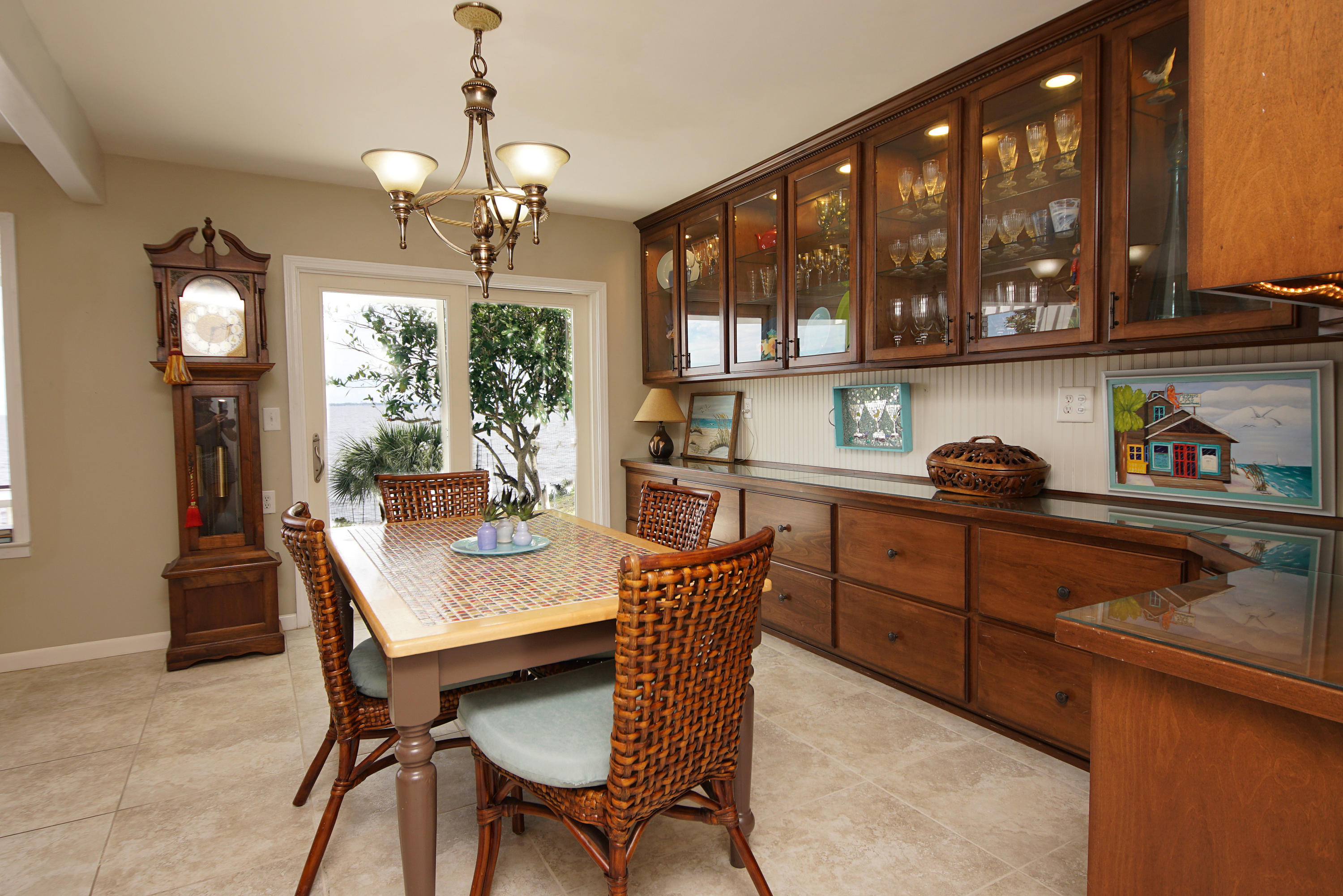 LAKE LORRAINE ESTATES - Residential