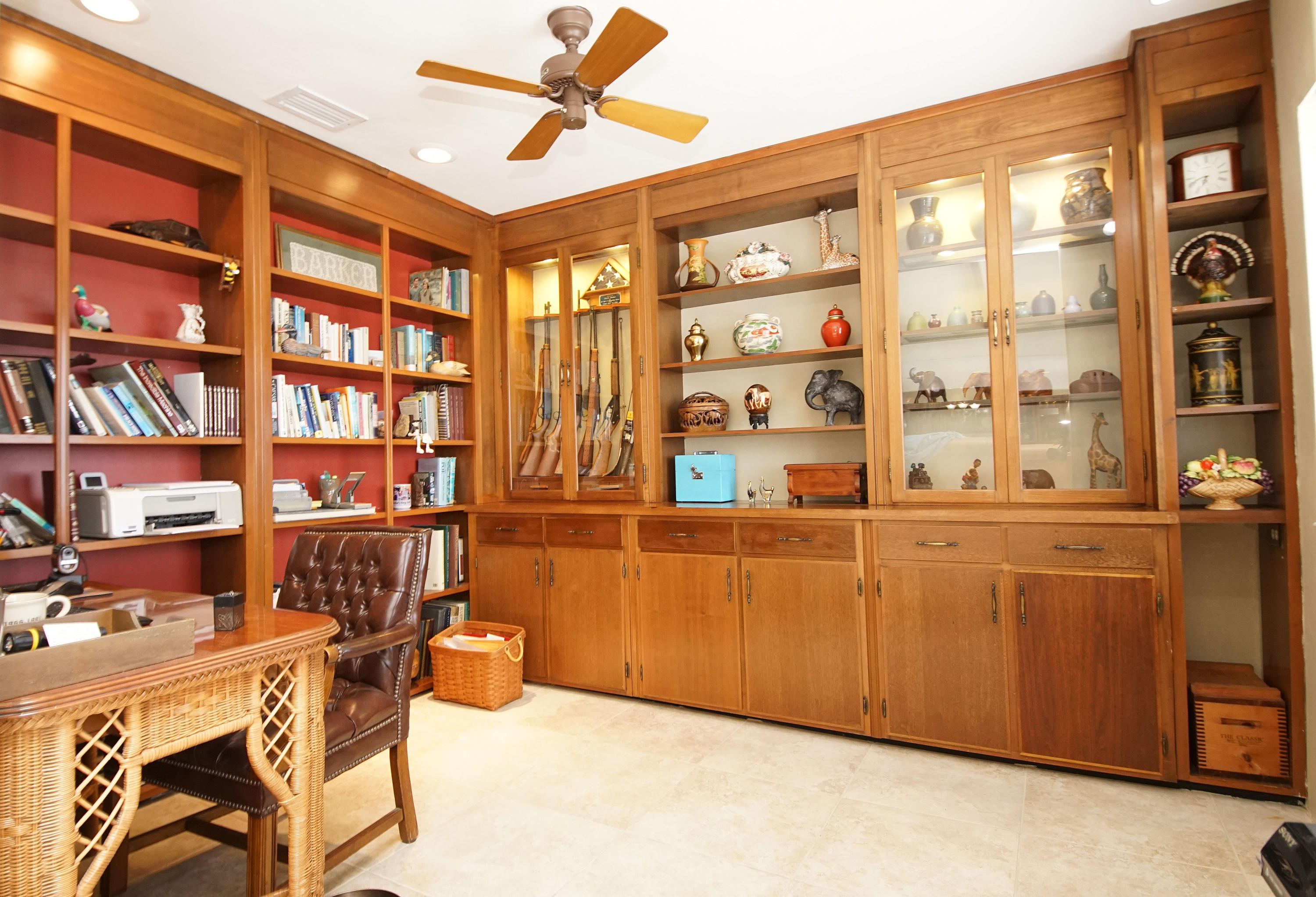 LAKE LORRAINE ESTATES - Residential