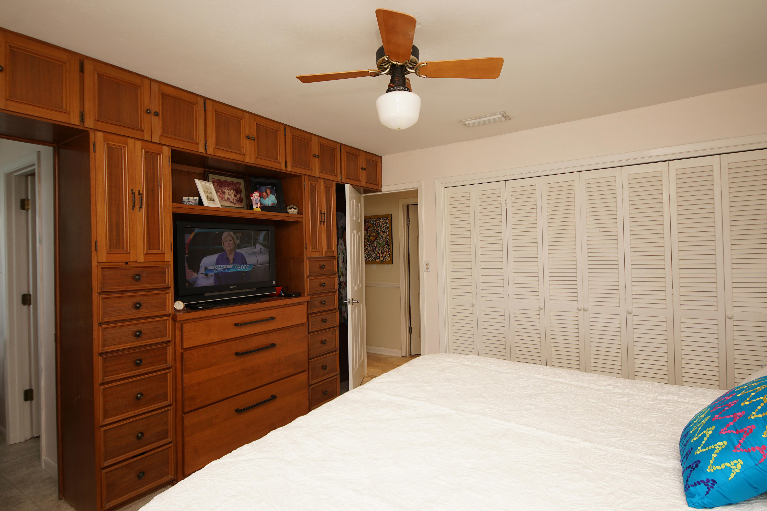 LAKE LORRAINE ESTATES - Residential