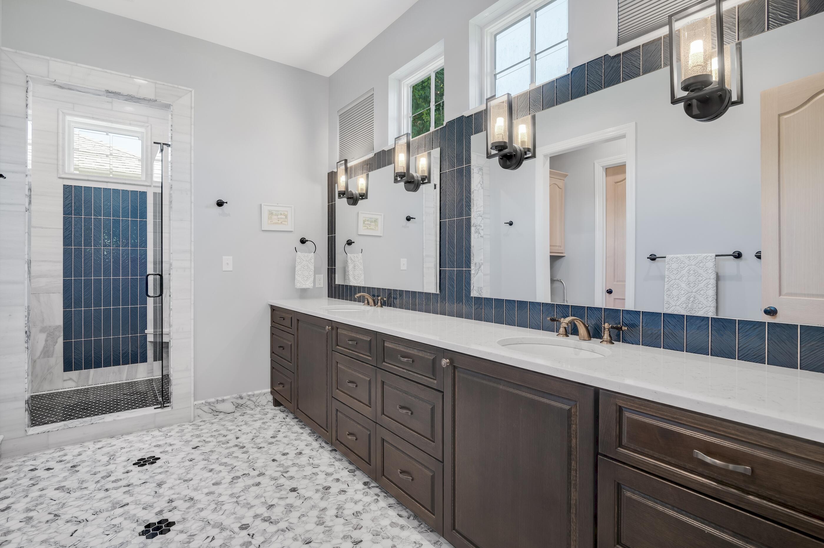 COUNTRY CLUB HILLS - Residential