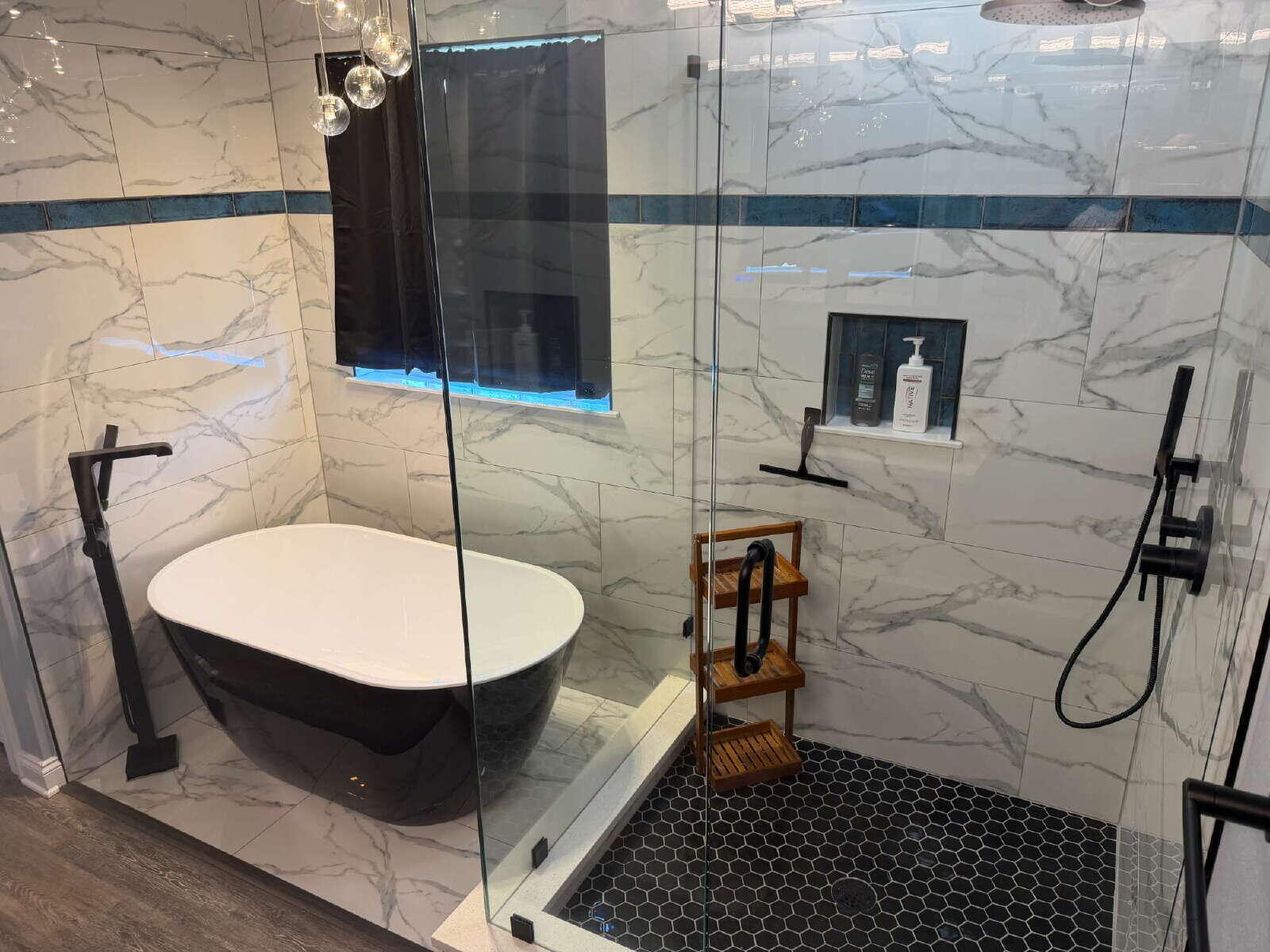 ASHTIN ESTATES - Residential Lease