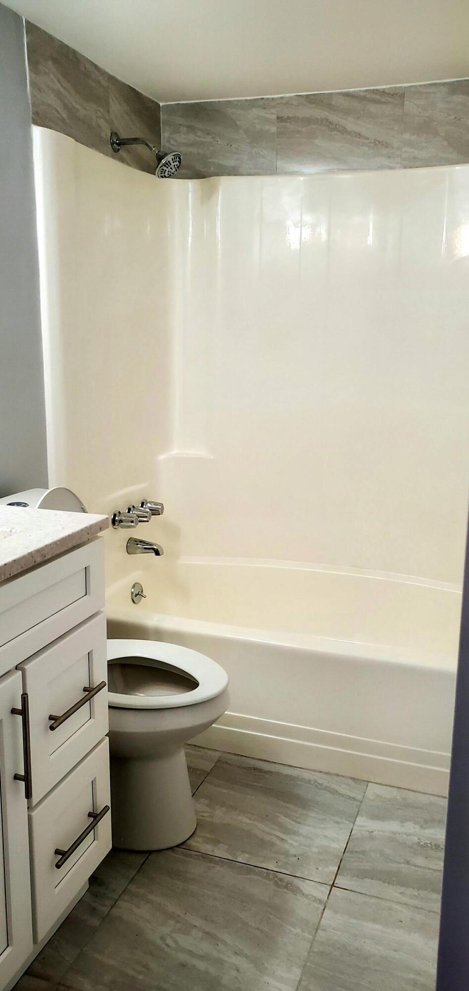 CEDARS CONDO - Residential