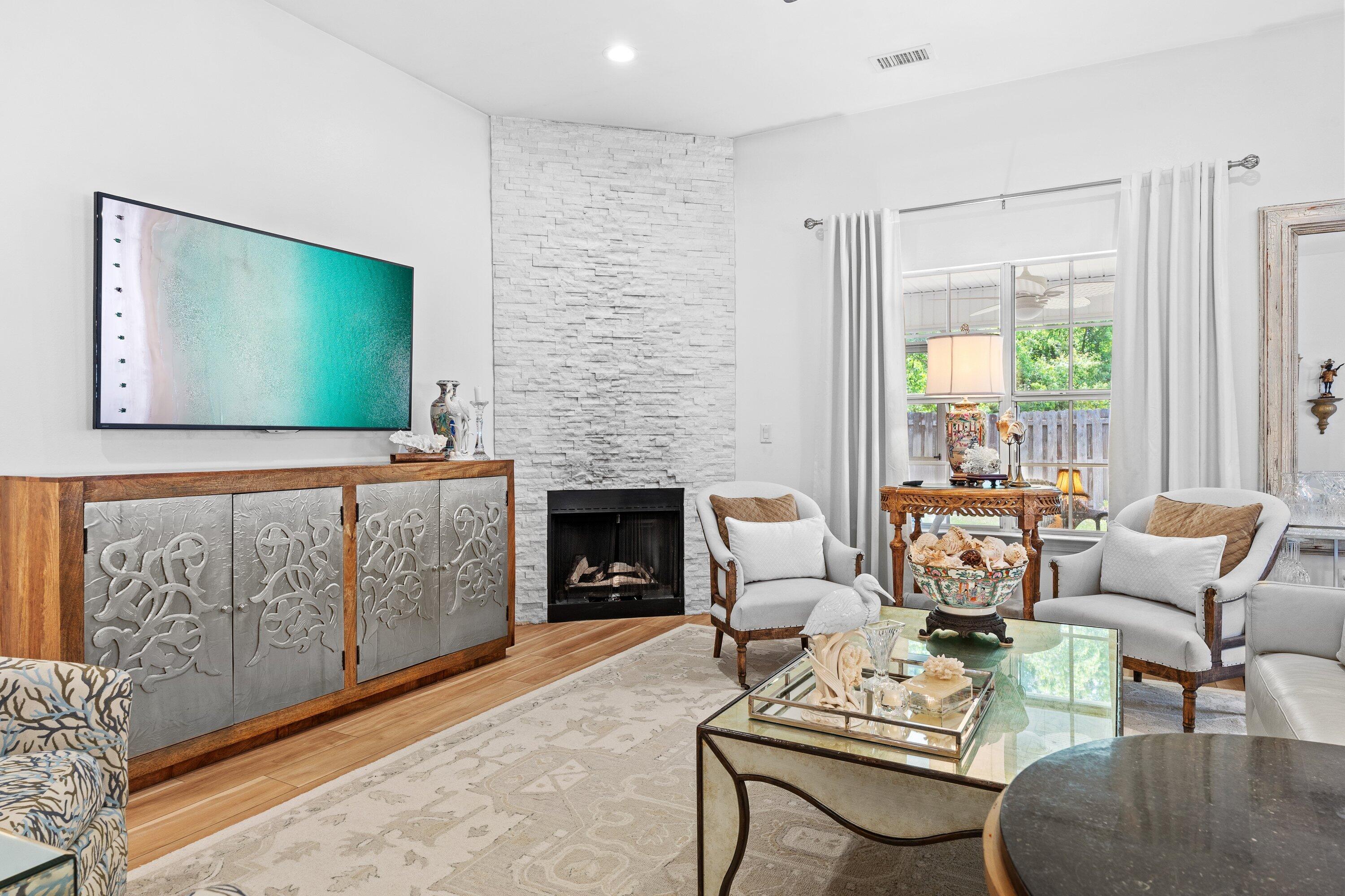 BAYSIDE - Residential