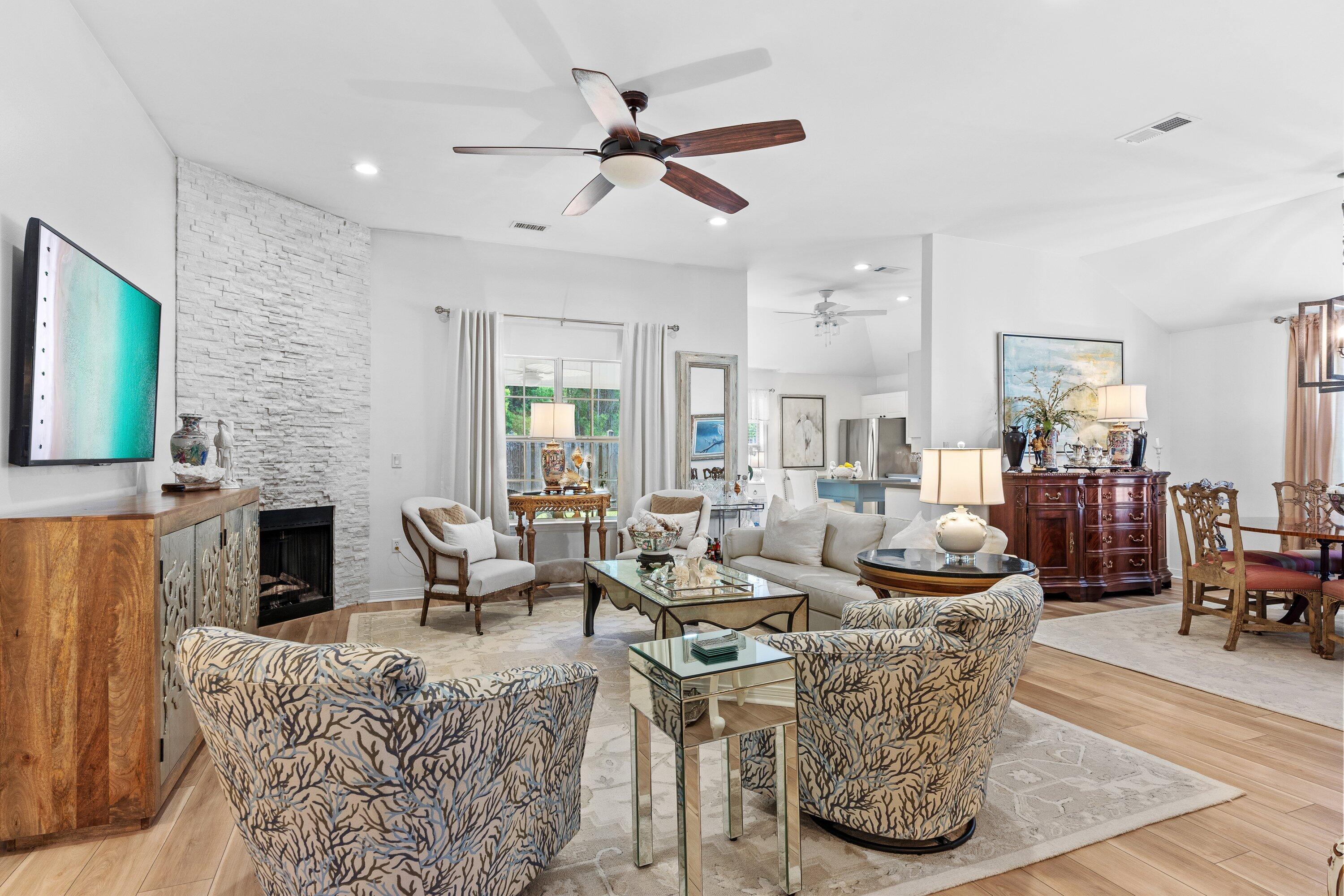 BAYSIDE - Residential