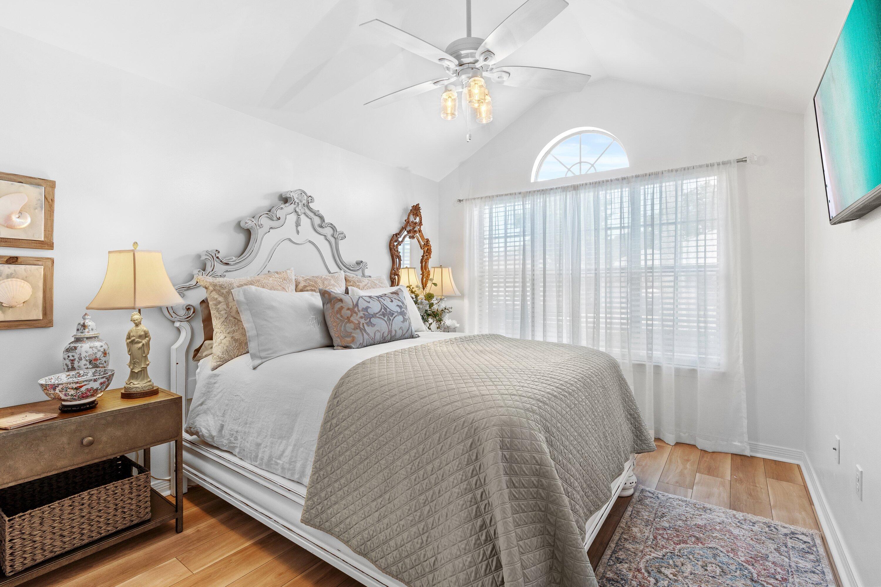 BAYSIDE - Residential