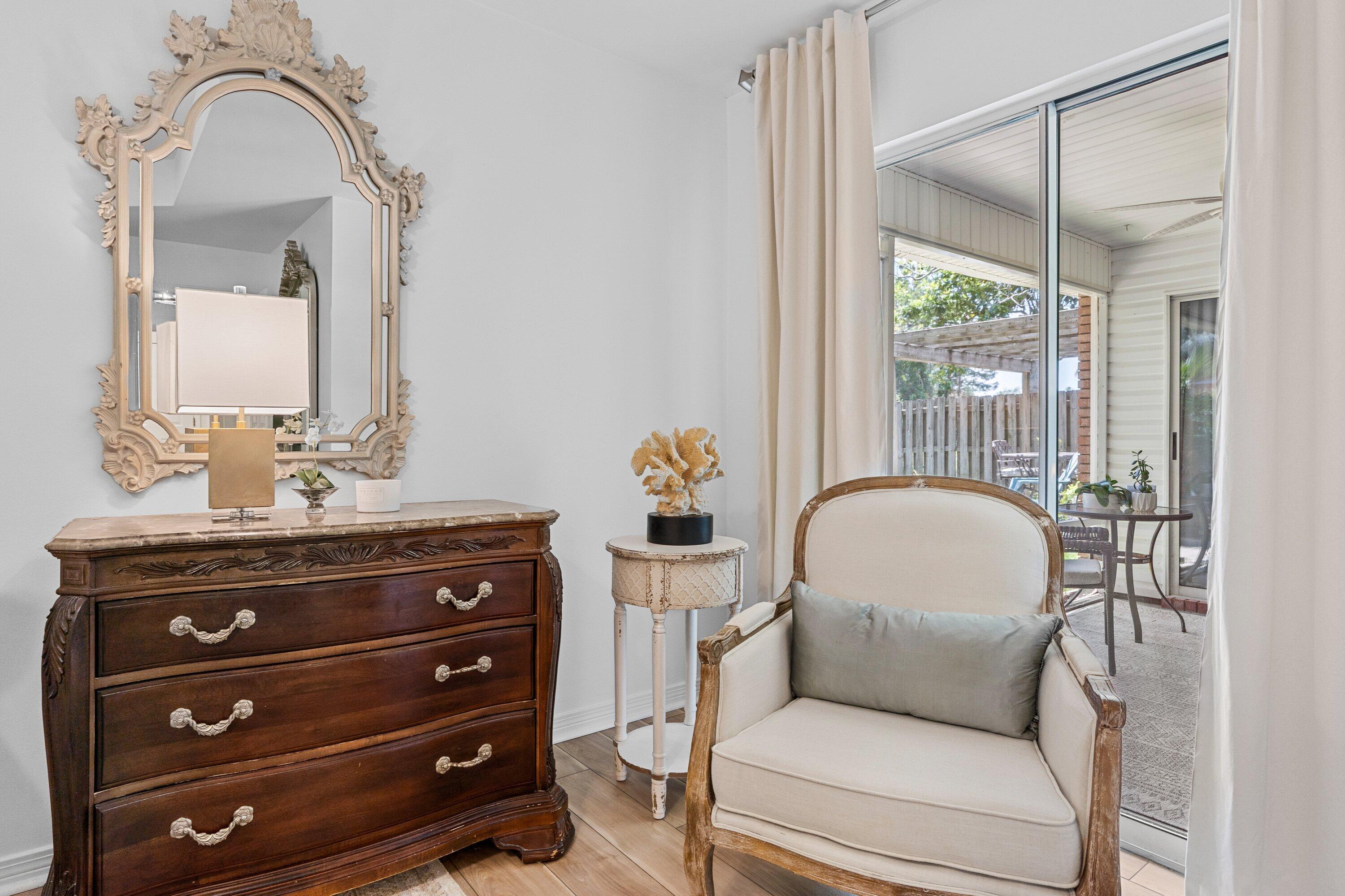 BAYSIDE - Residential