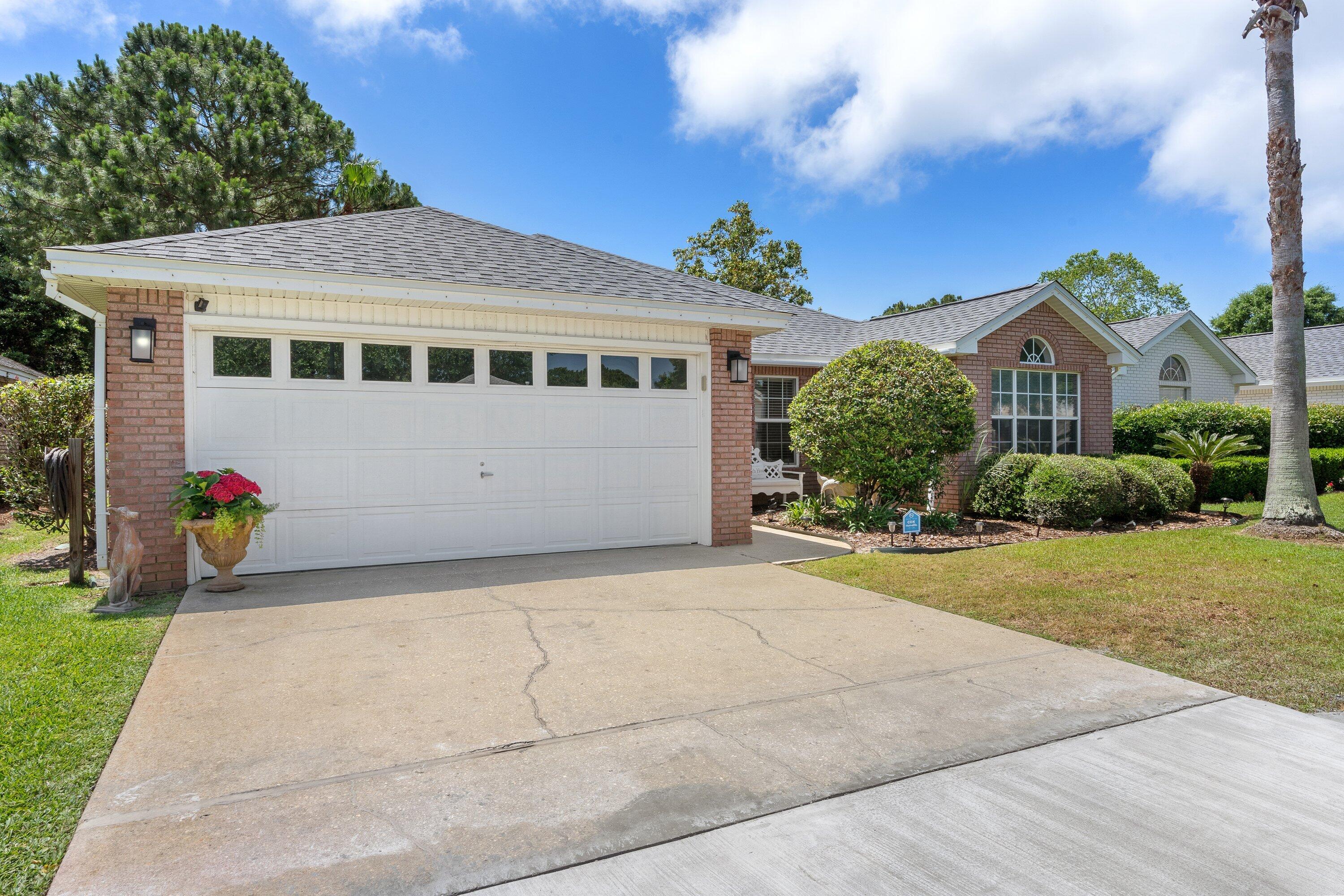 BAYSIDE - Residential