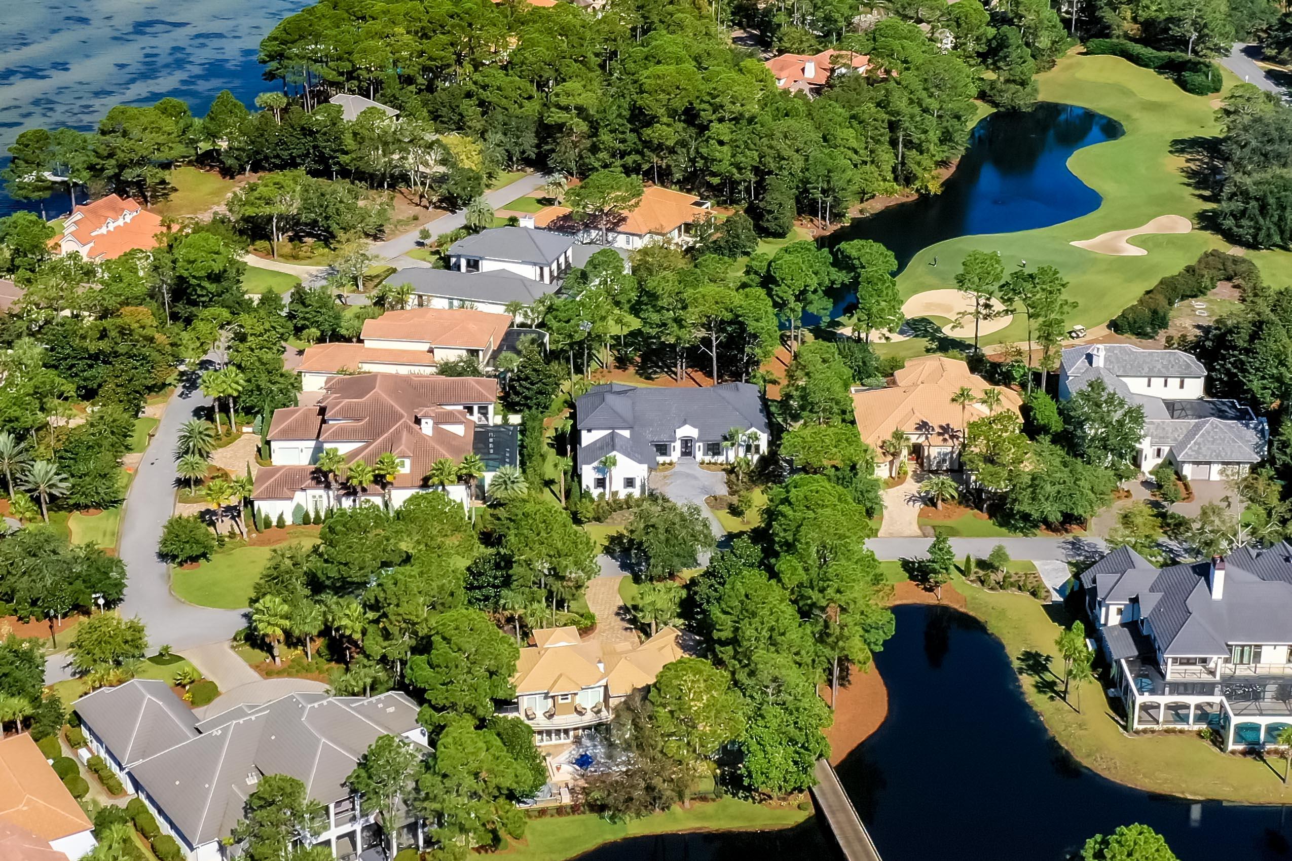 BURNT PINE - Residential