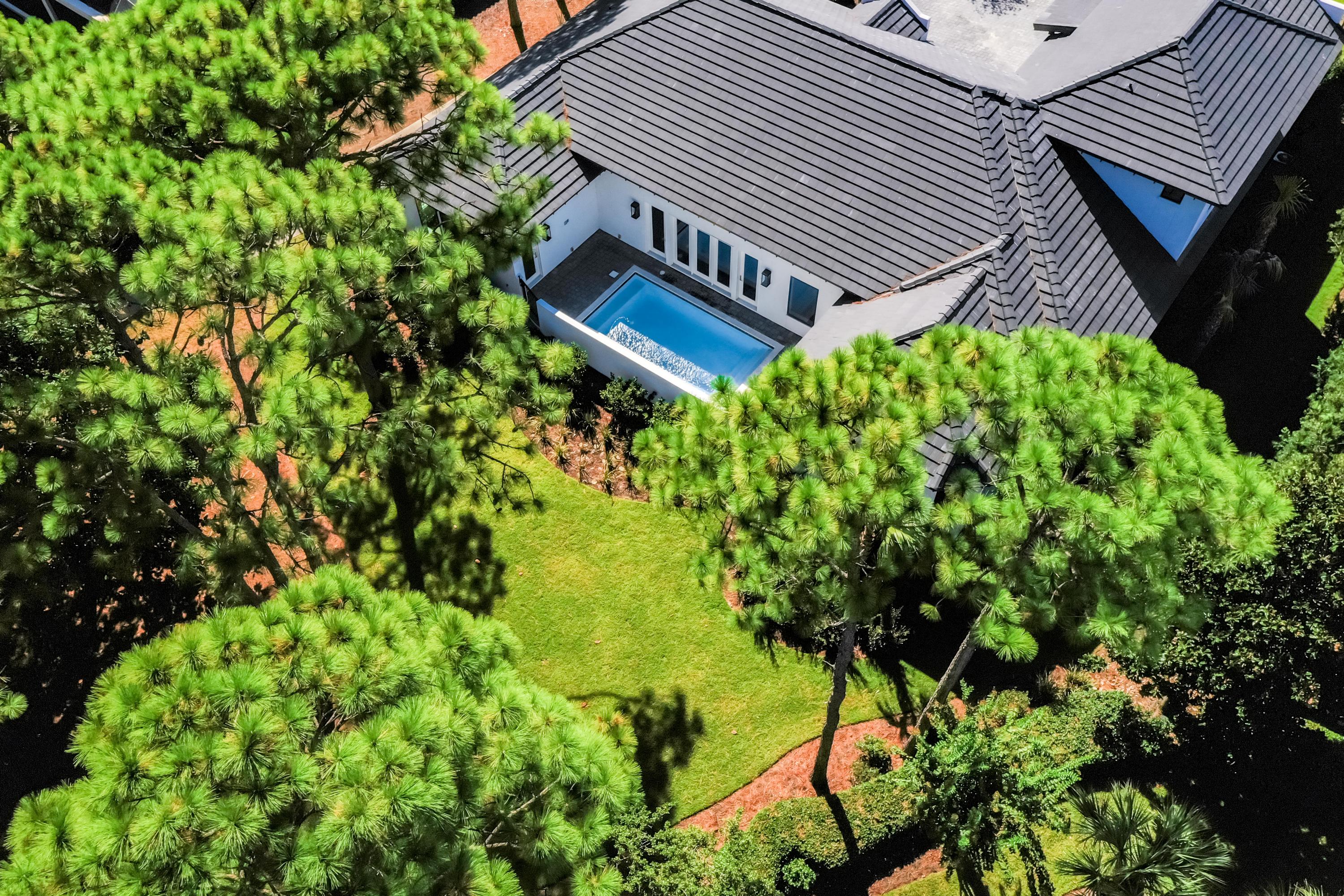 BURNT PINE - Residential