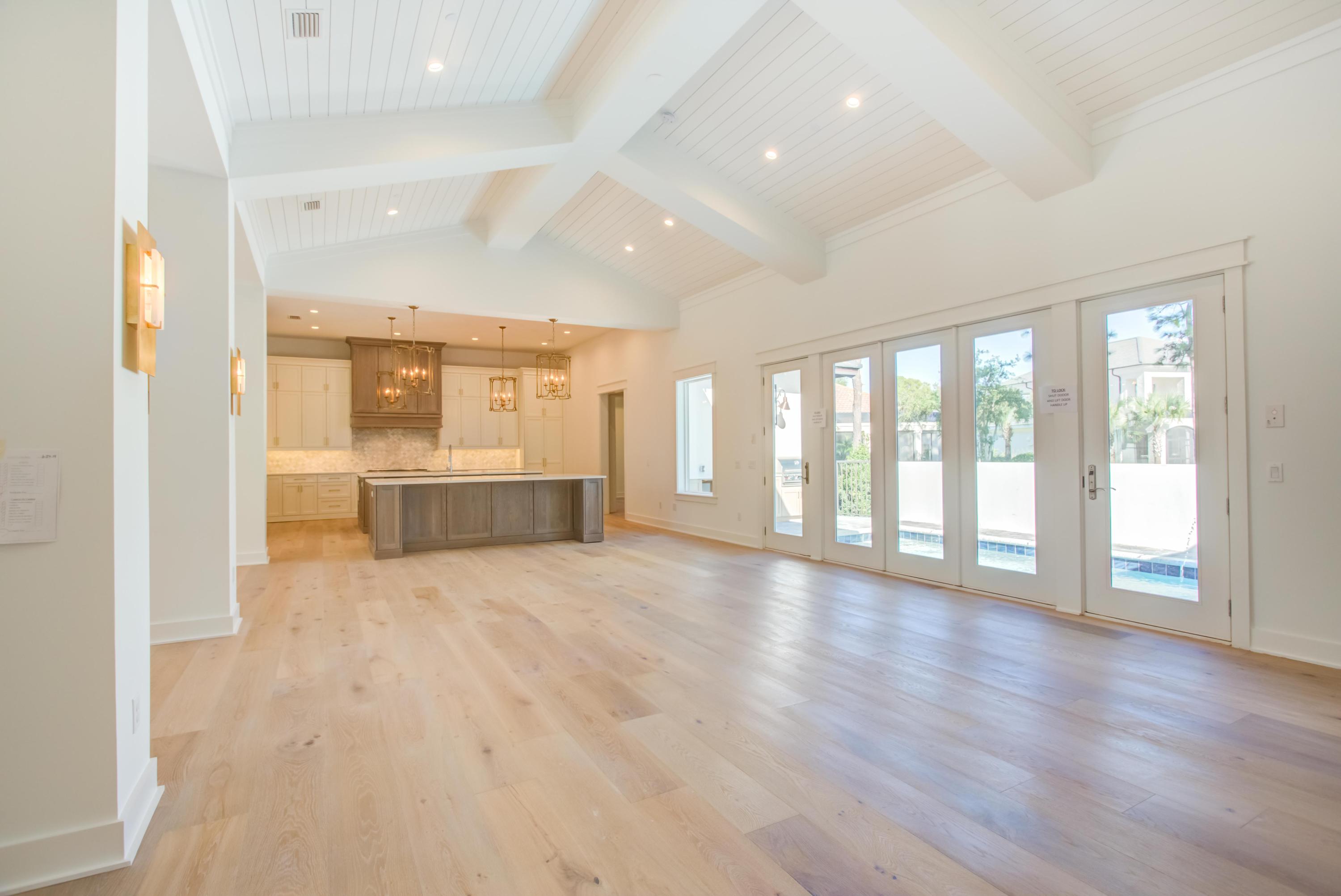 BURNT PINE - Residential