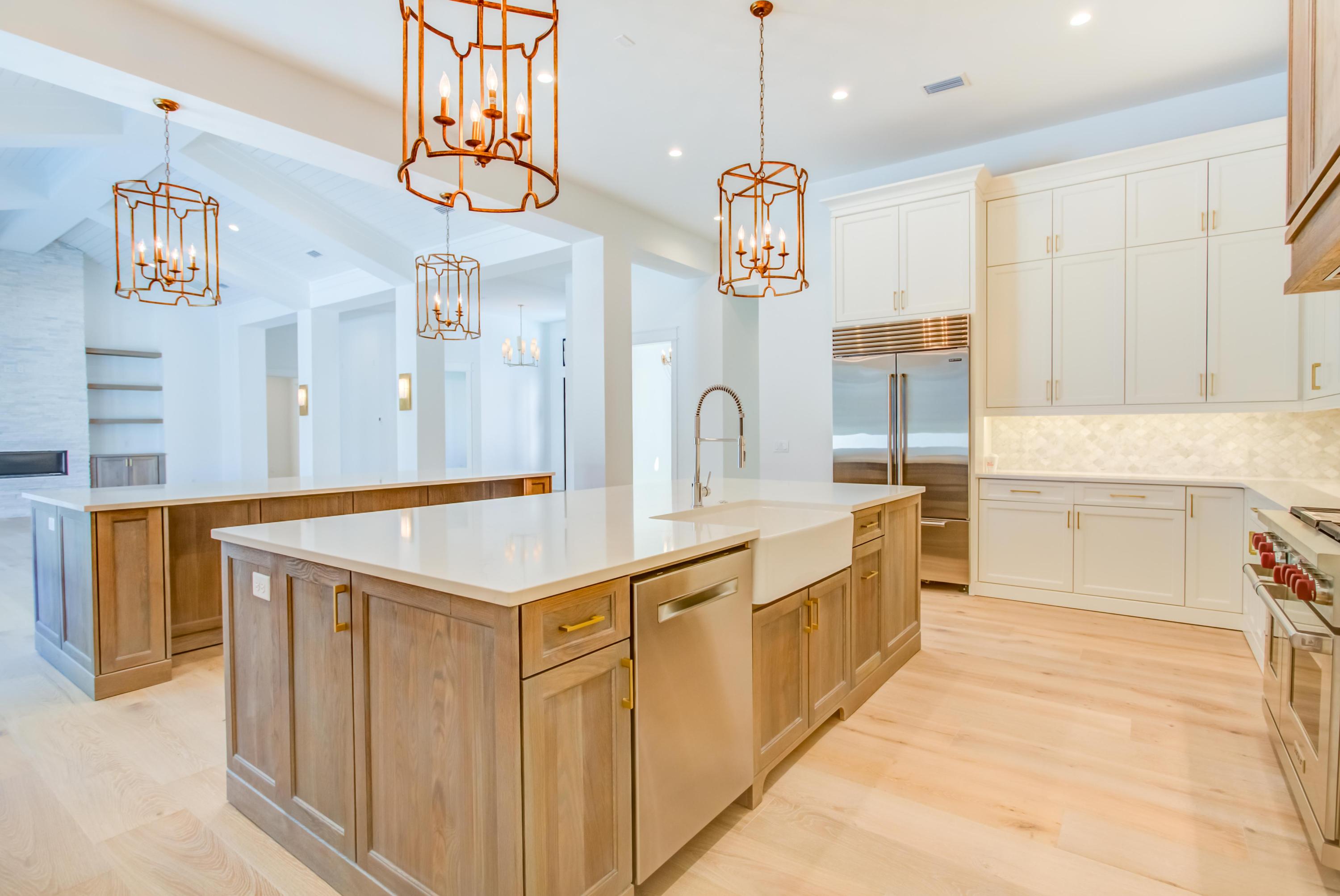 BURNT PINE - Residential