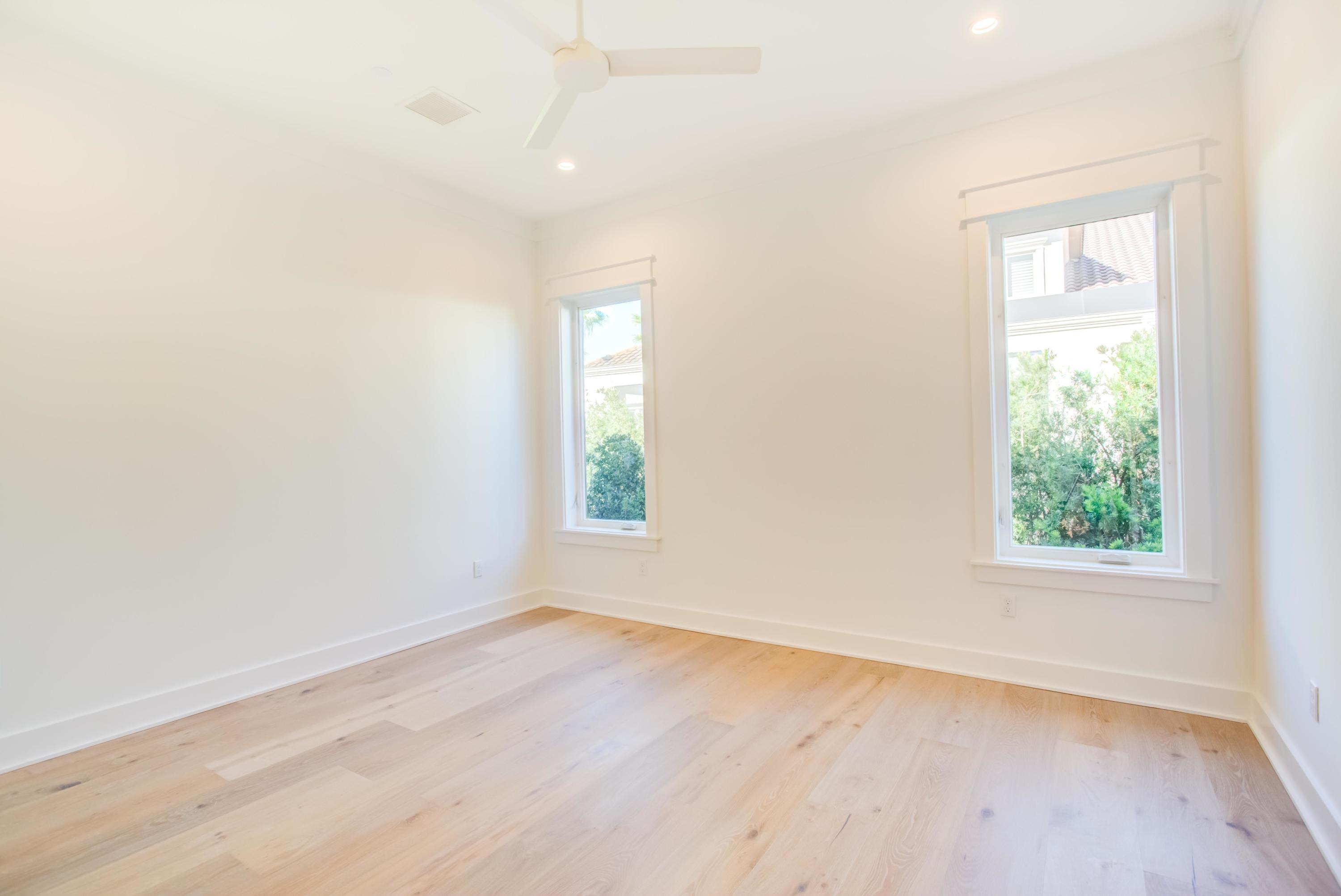 BURNT PINE - Residential