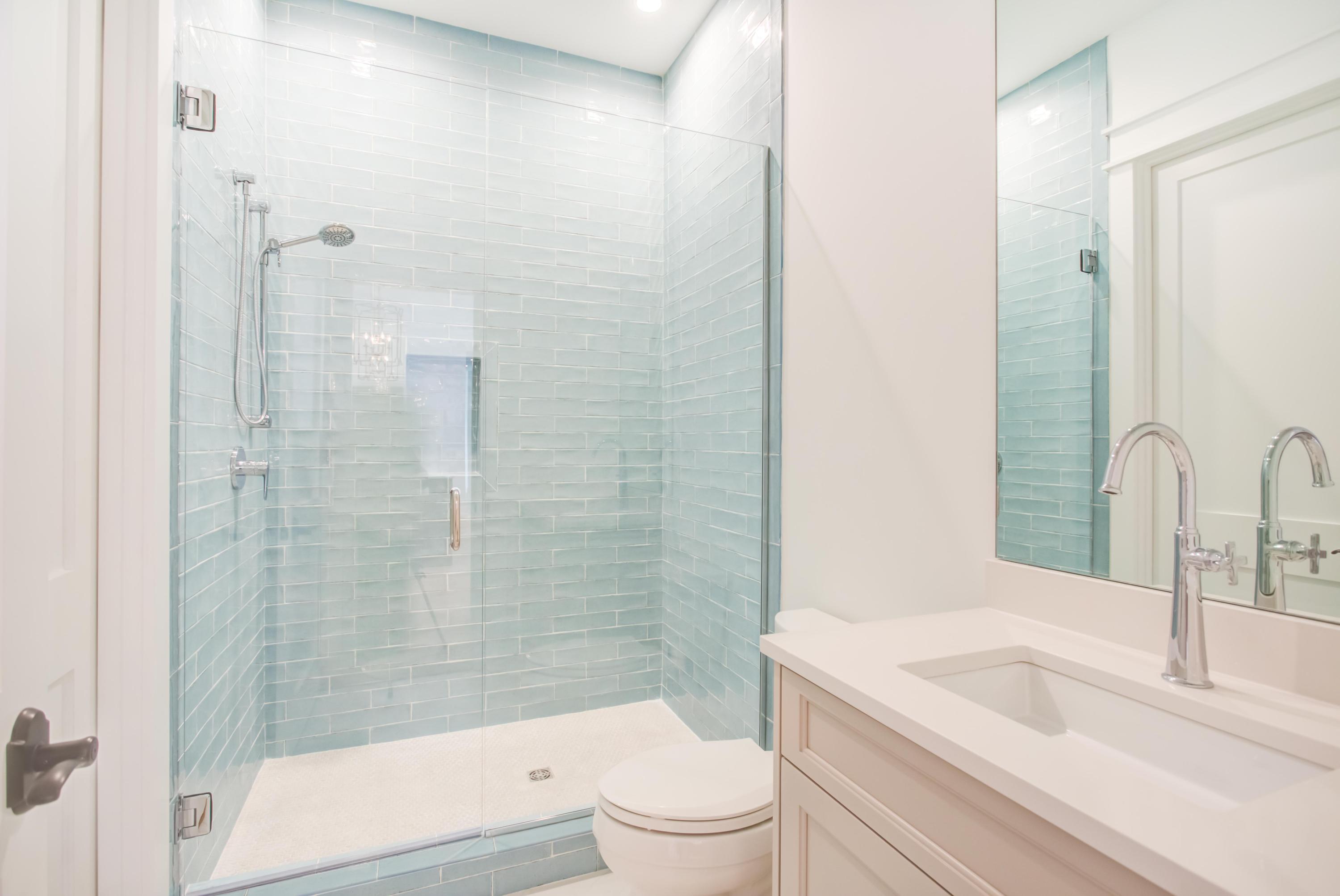 BURNT PINE - Residential