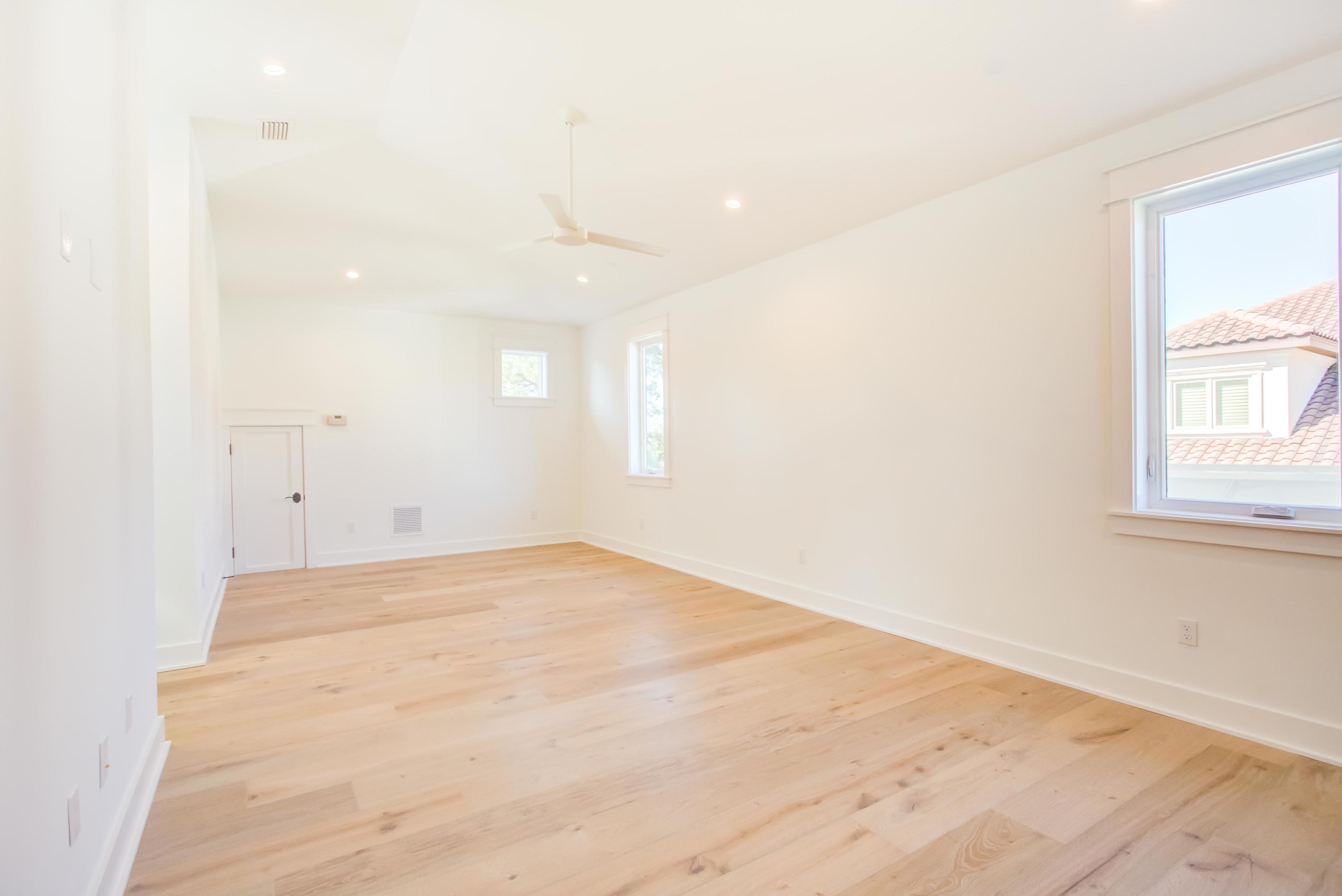 BURNT PINE - Residential