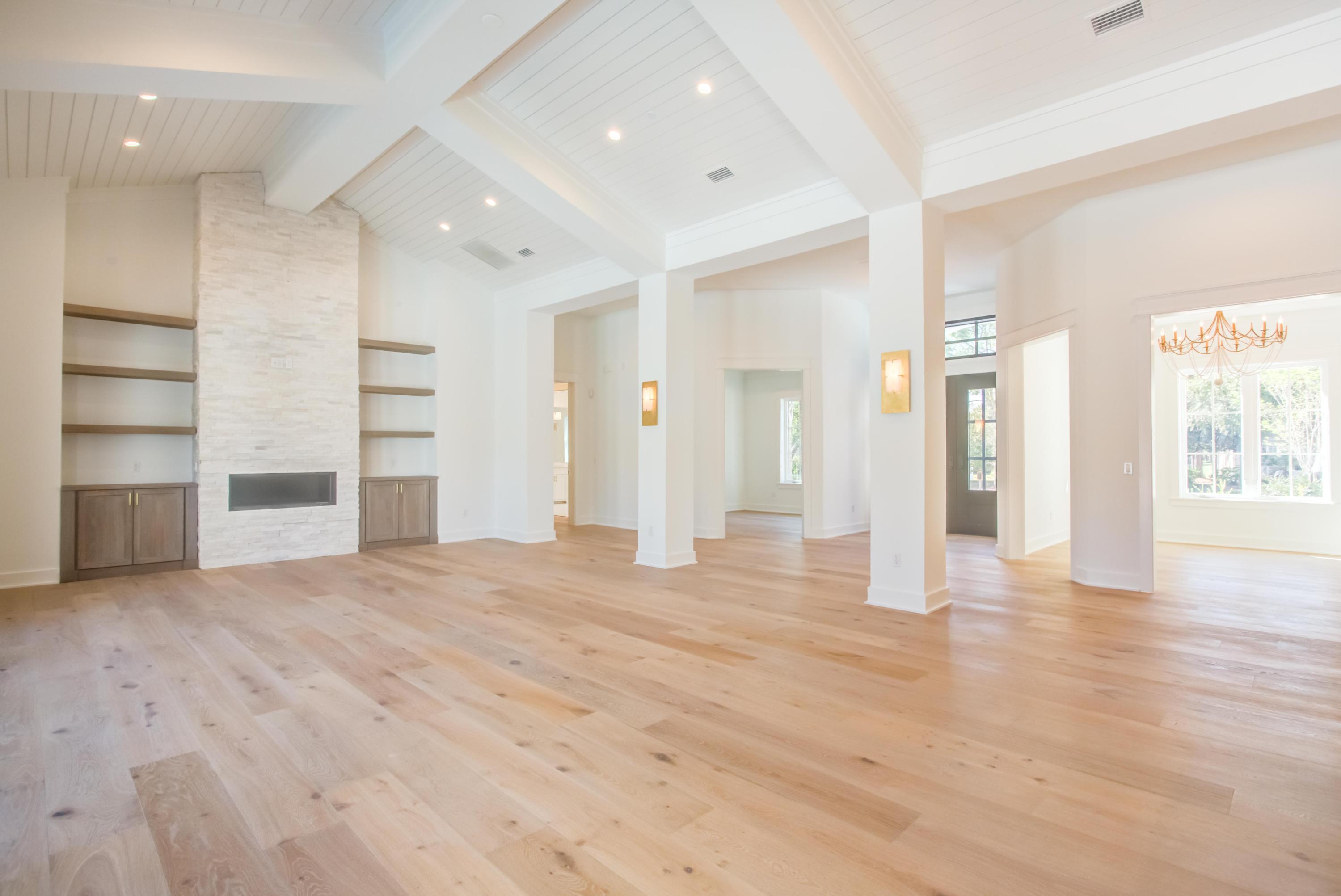 BURNT PINE - Residential