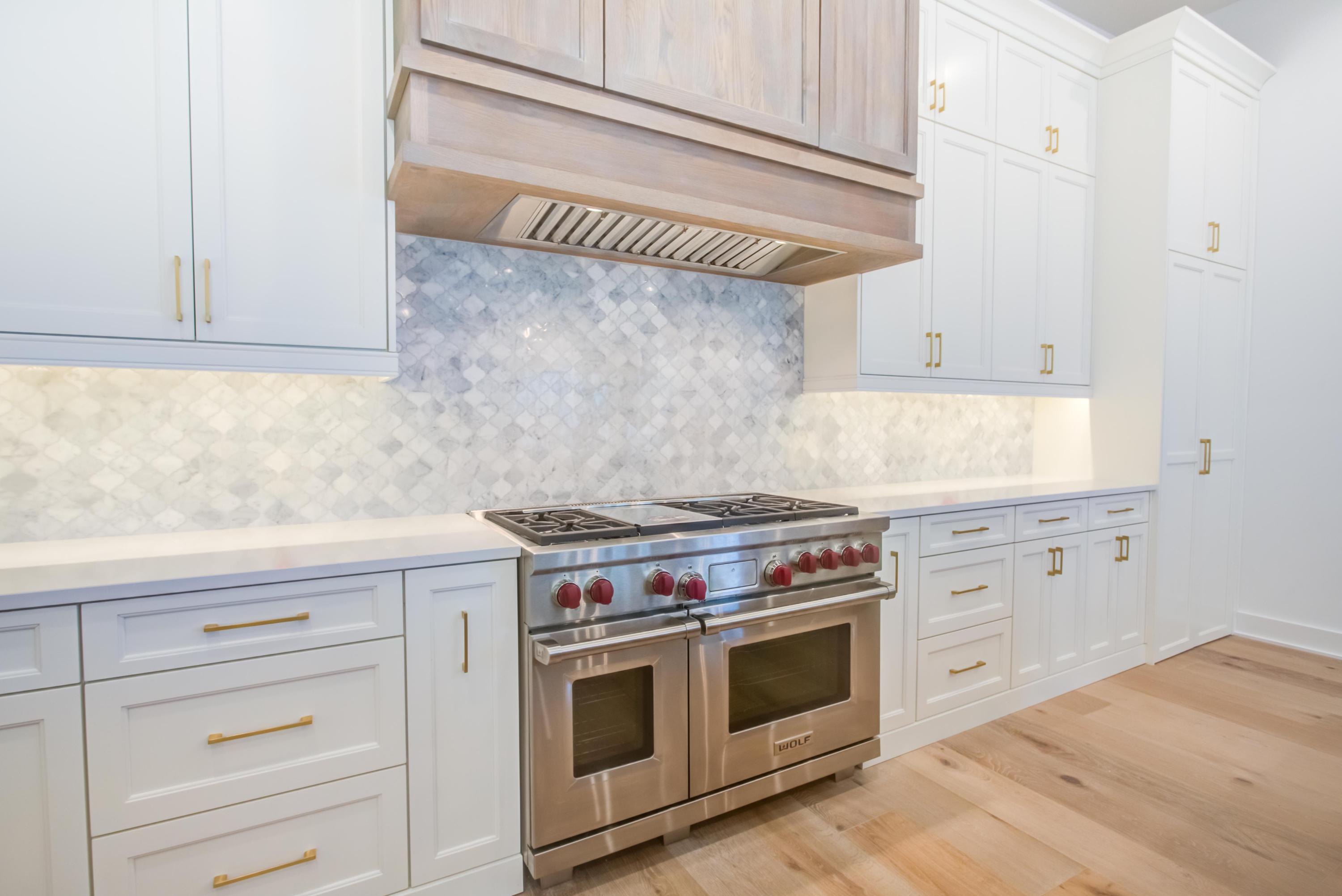 BURNT PINE - Residential