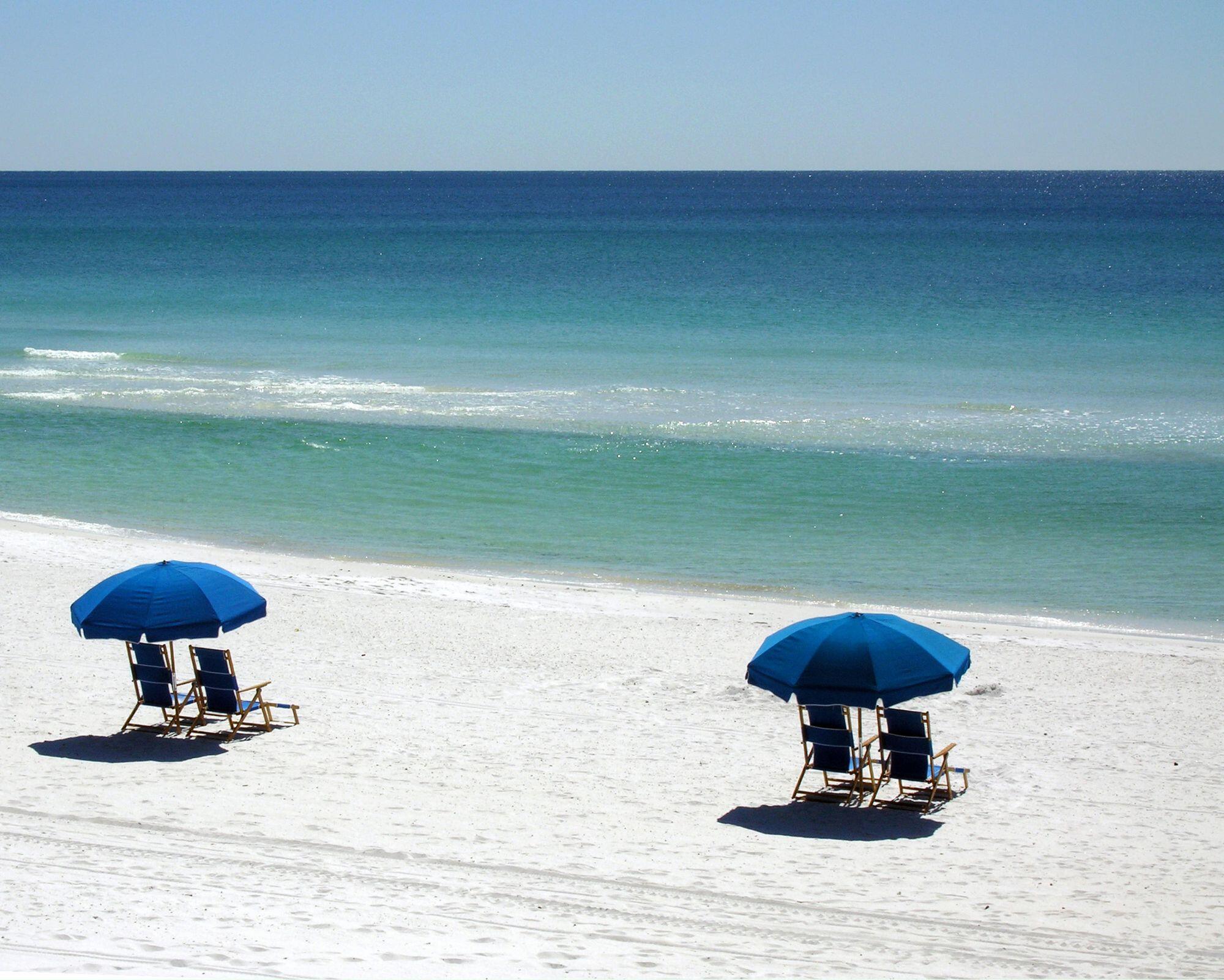 BEACH HOUSE CONDO PH 2 - Residential