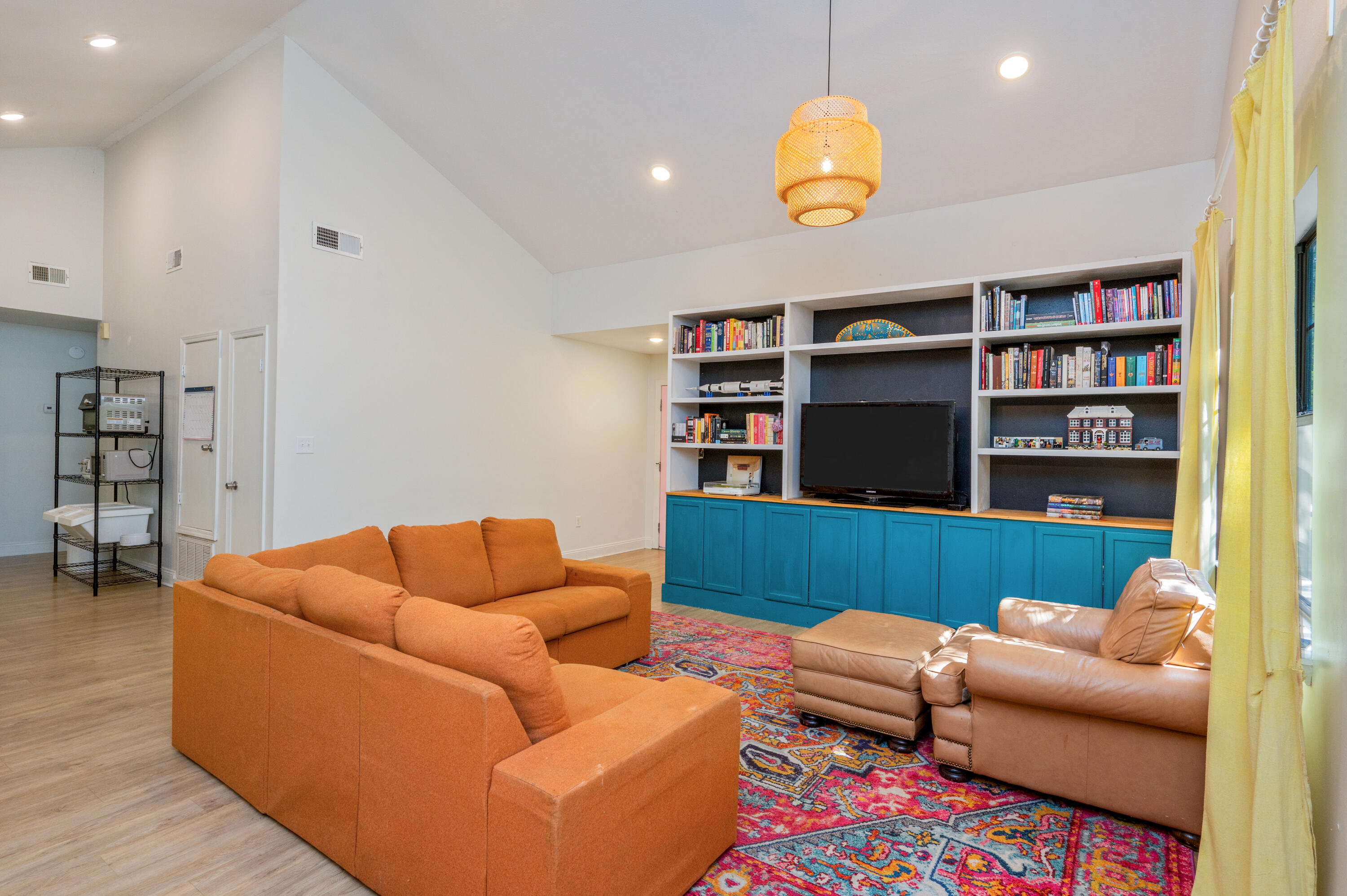 HOLLEY BY THE SEA - Residential