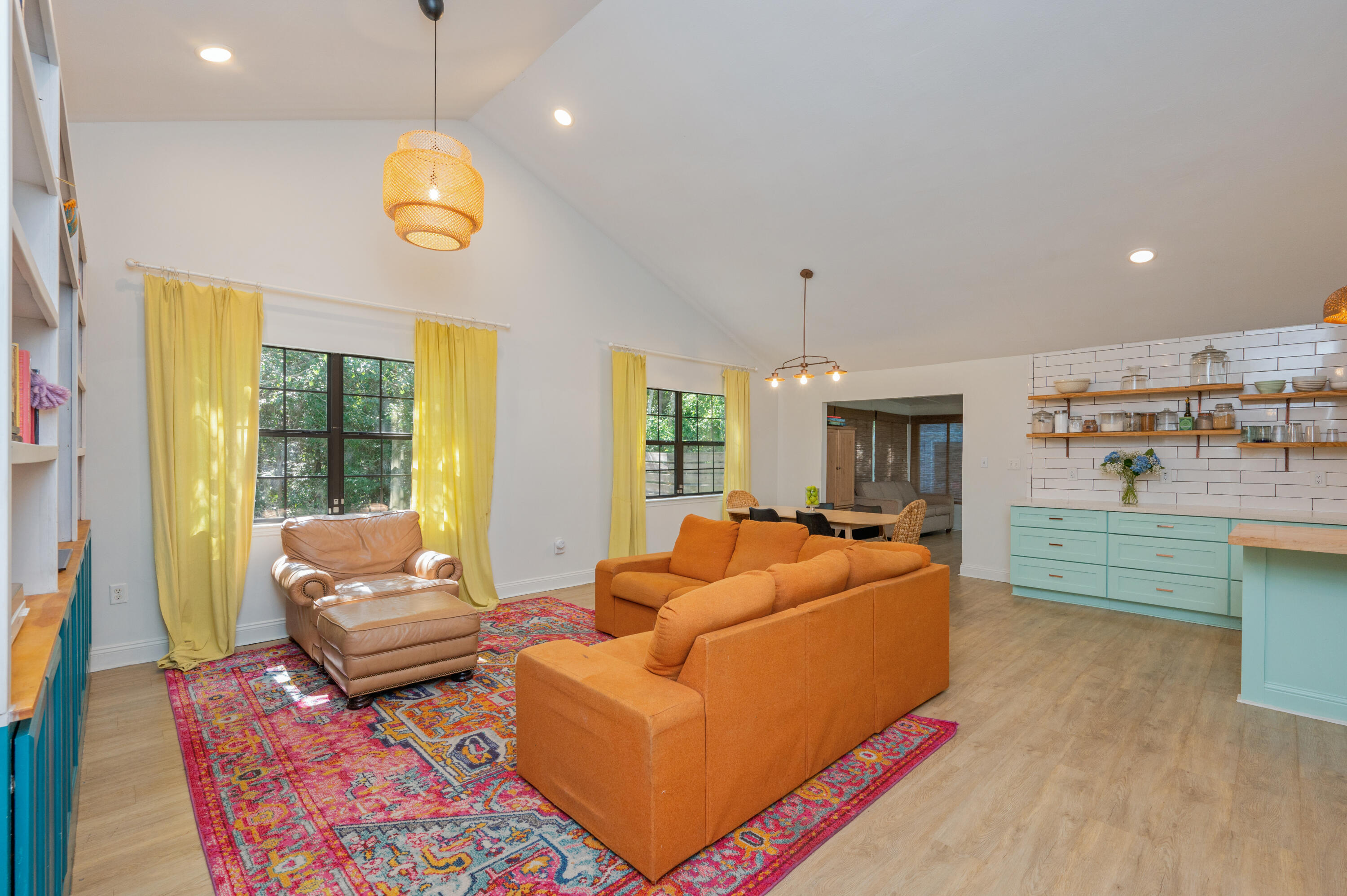 HOLLEY BY THE SEA - Residential