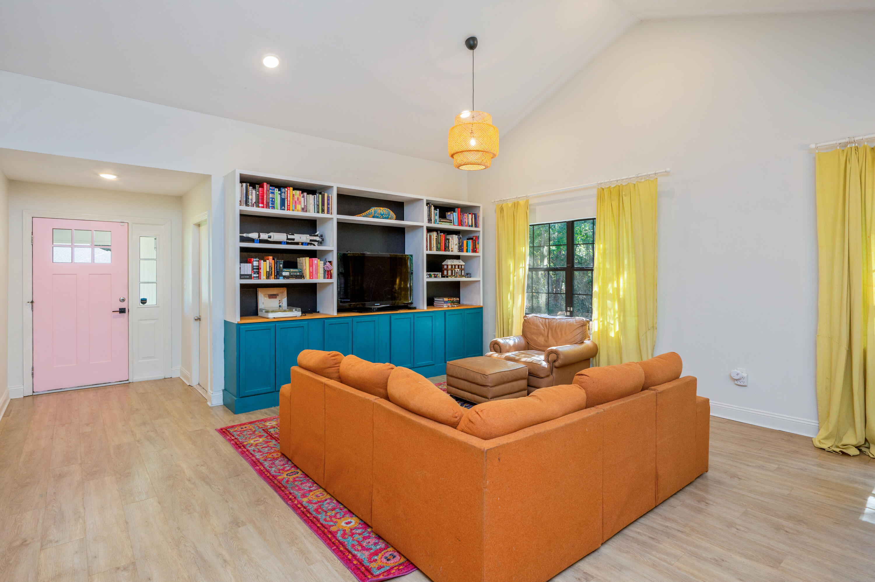 HOLLEY BY THE SEA - Residential