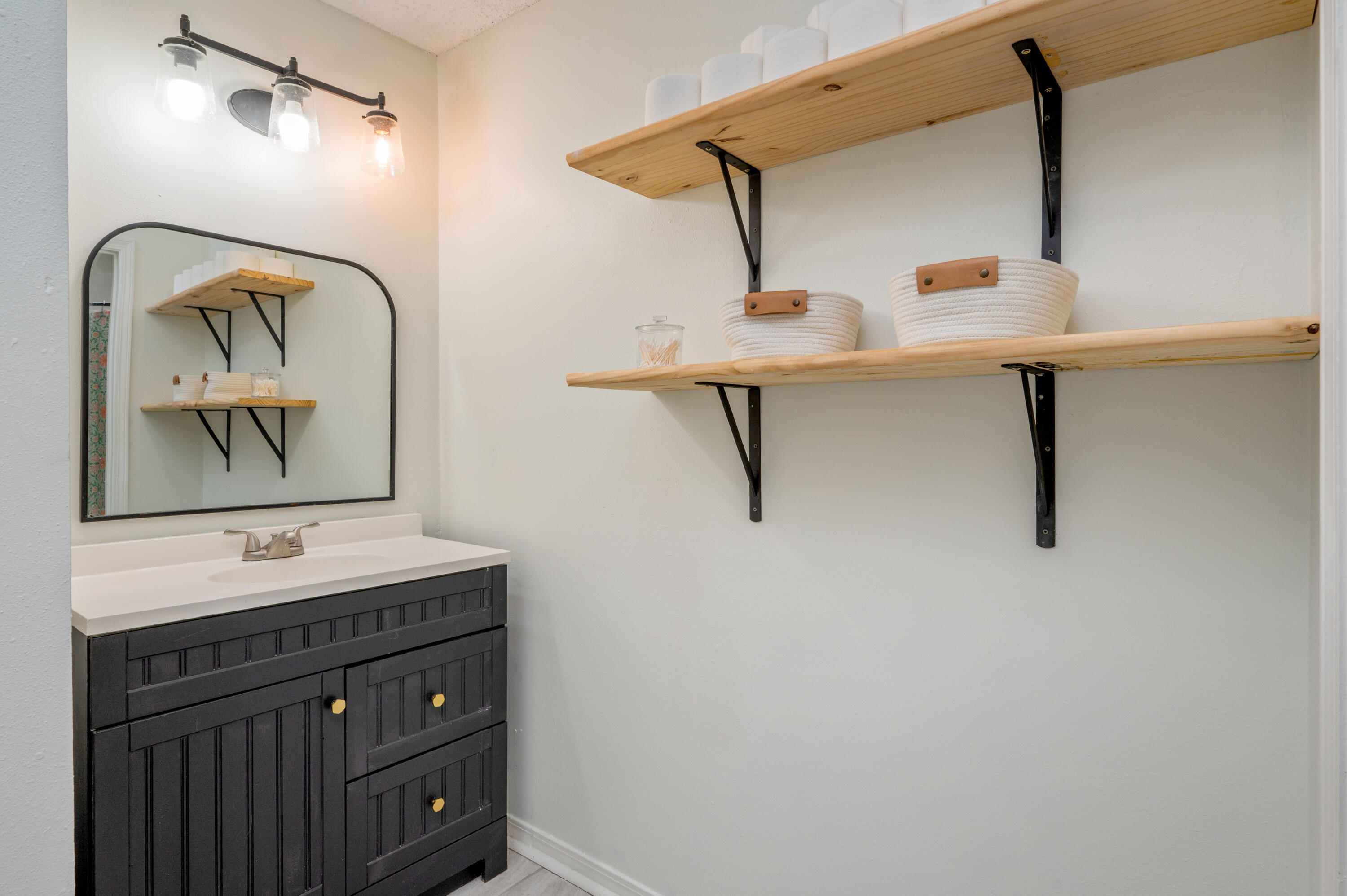 HOLLEY BY THE SEA - Residential