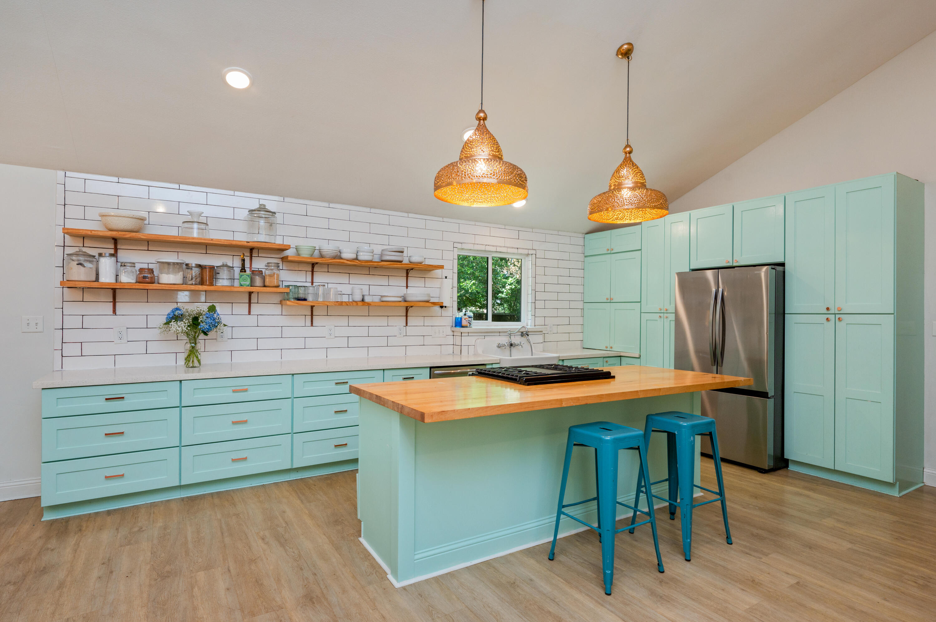 HOLLEY BY THE SEA - Residential